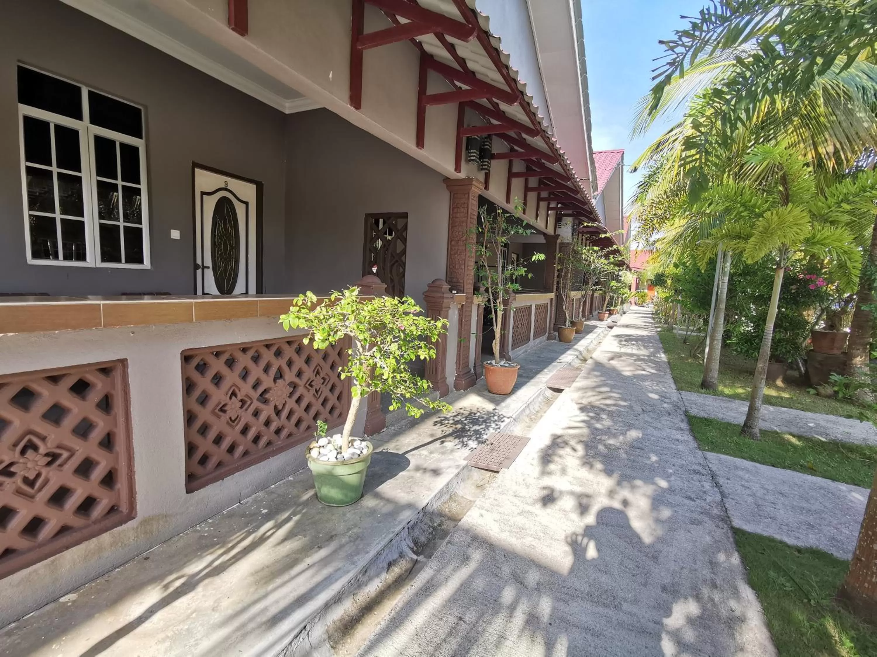 Facade/entrance in Cenang Room Rahsia Motel