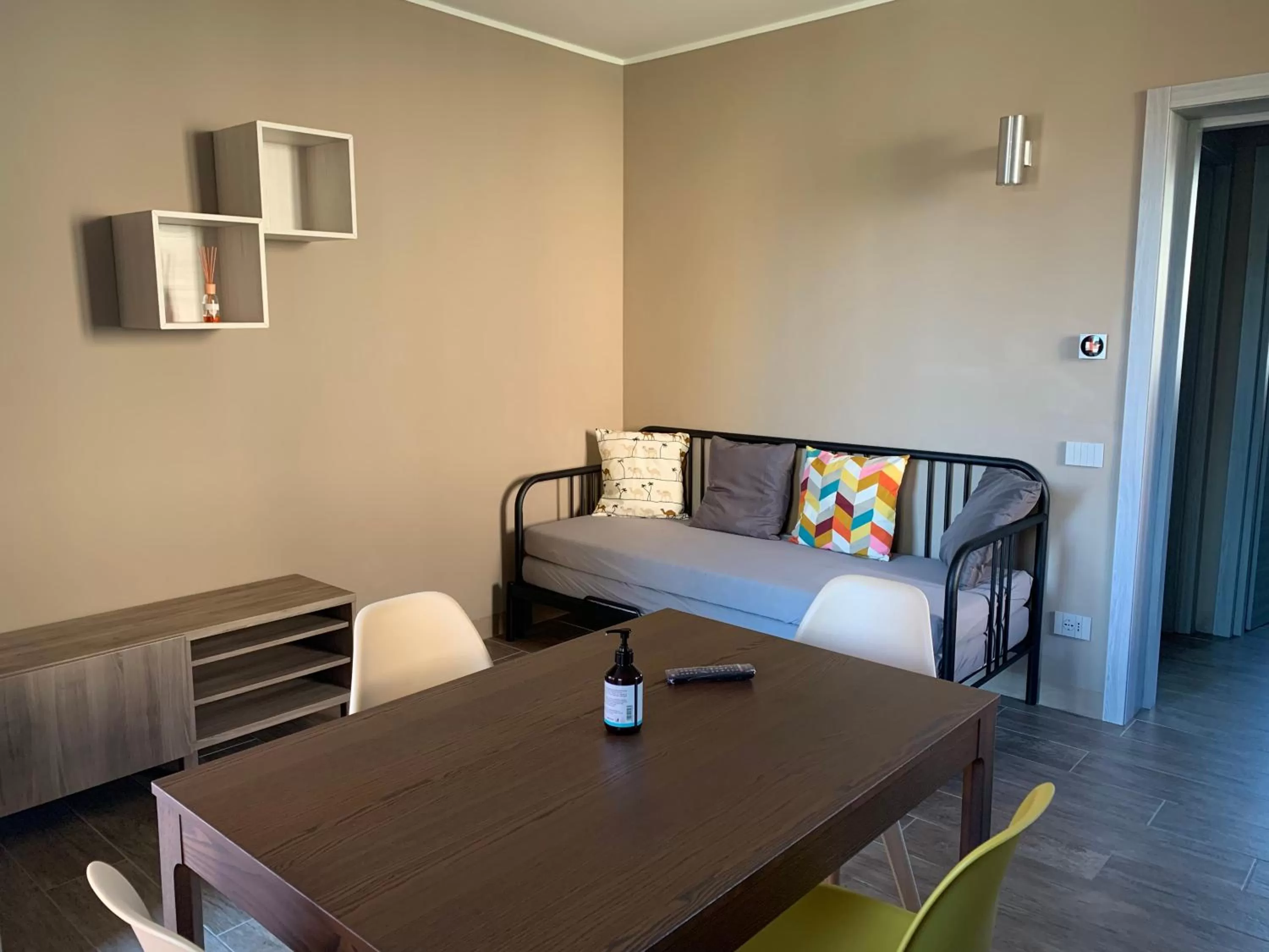 Seating Area in Sala dell Estate Guest House