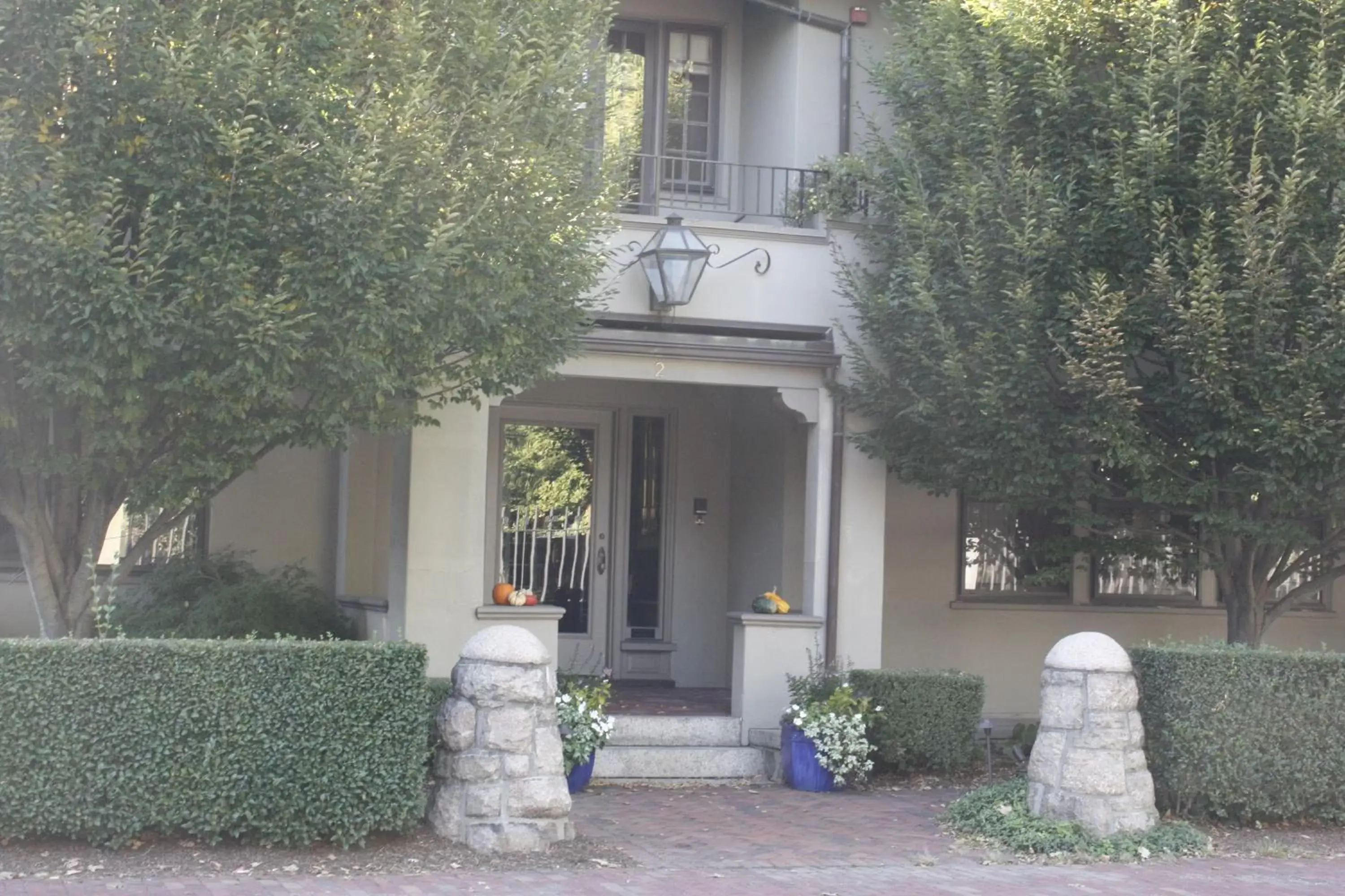 Facade/entrance, Property Building in Hilltop Inn