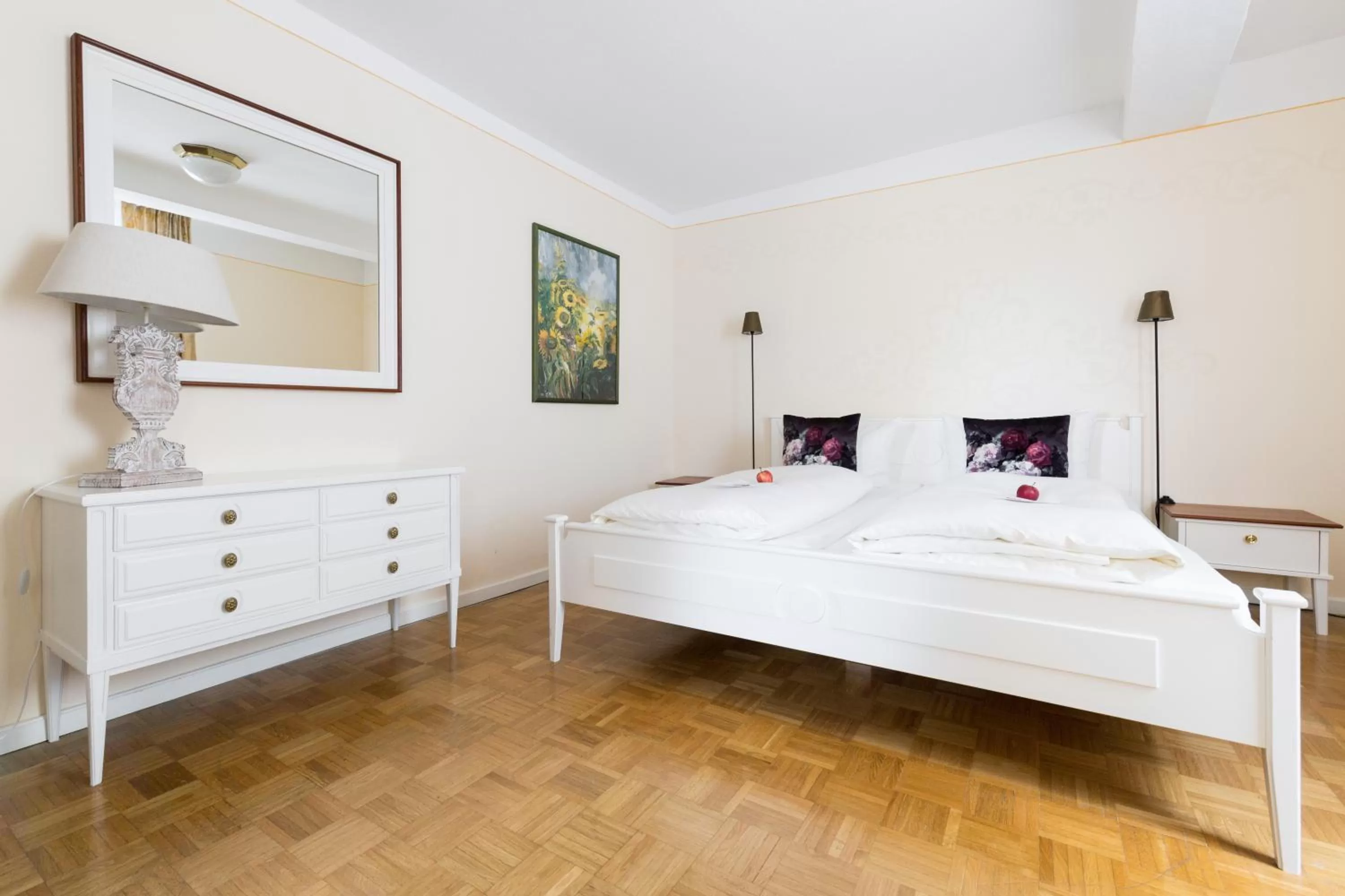 Bed in Hotel Löwen-Weinstube