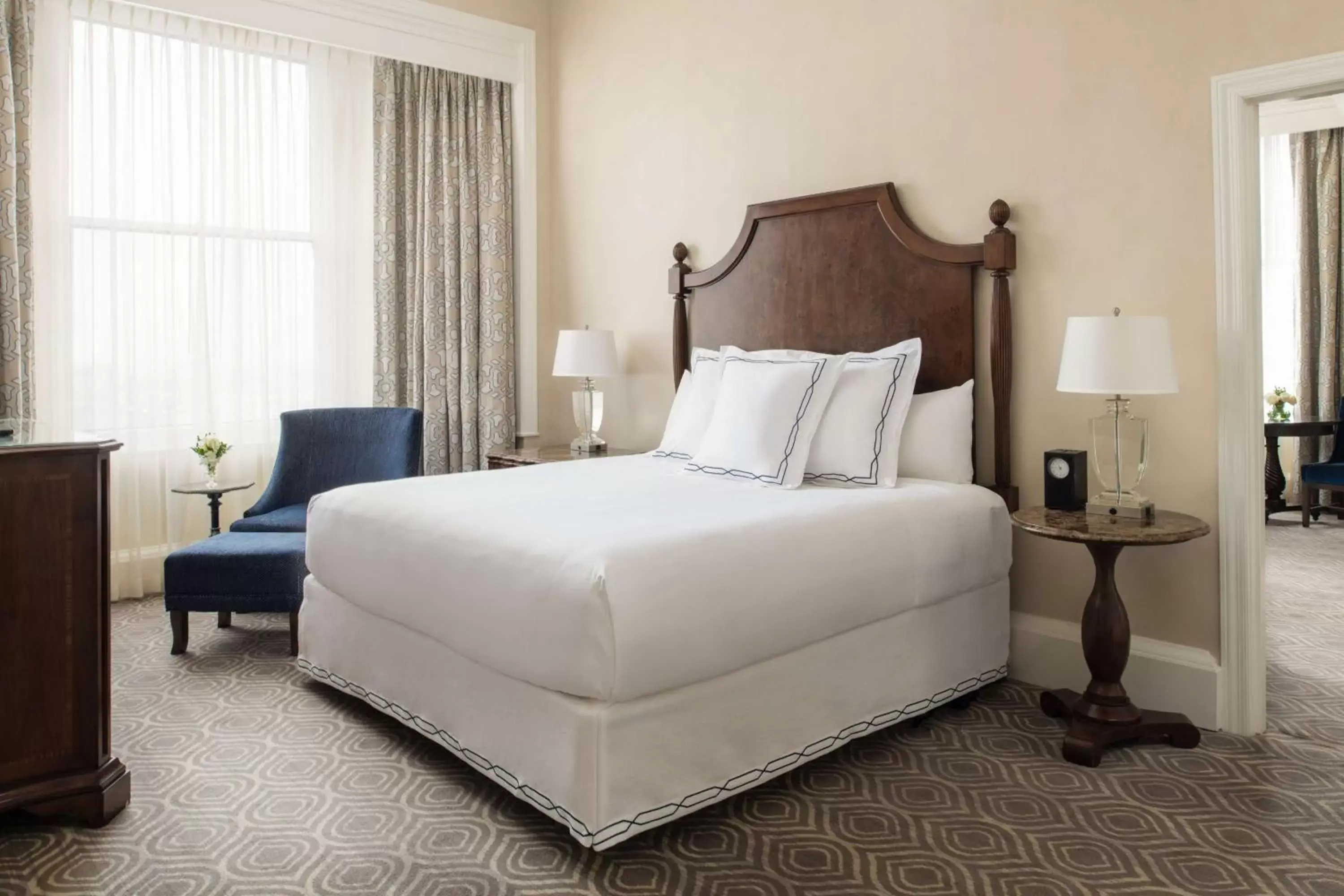 Bed in The Roosevelt Hotel New Orleans - Waldorf Astoria Hotels & Resorts