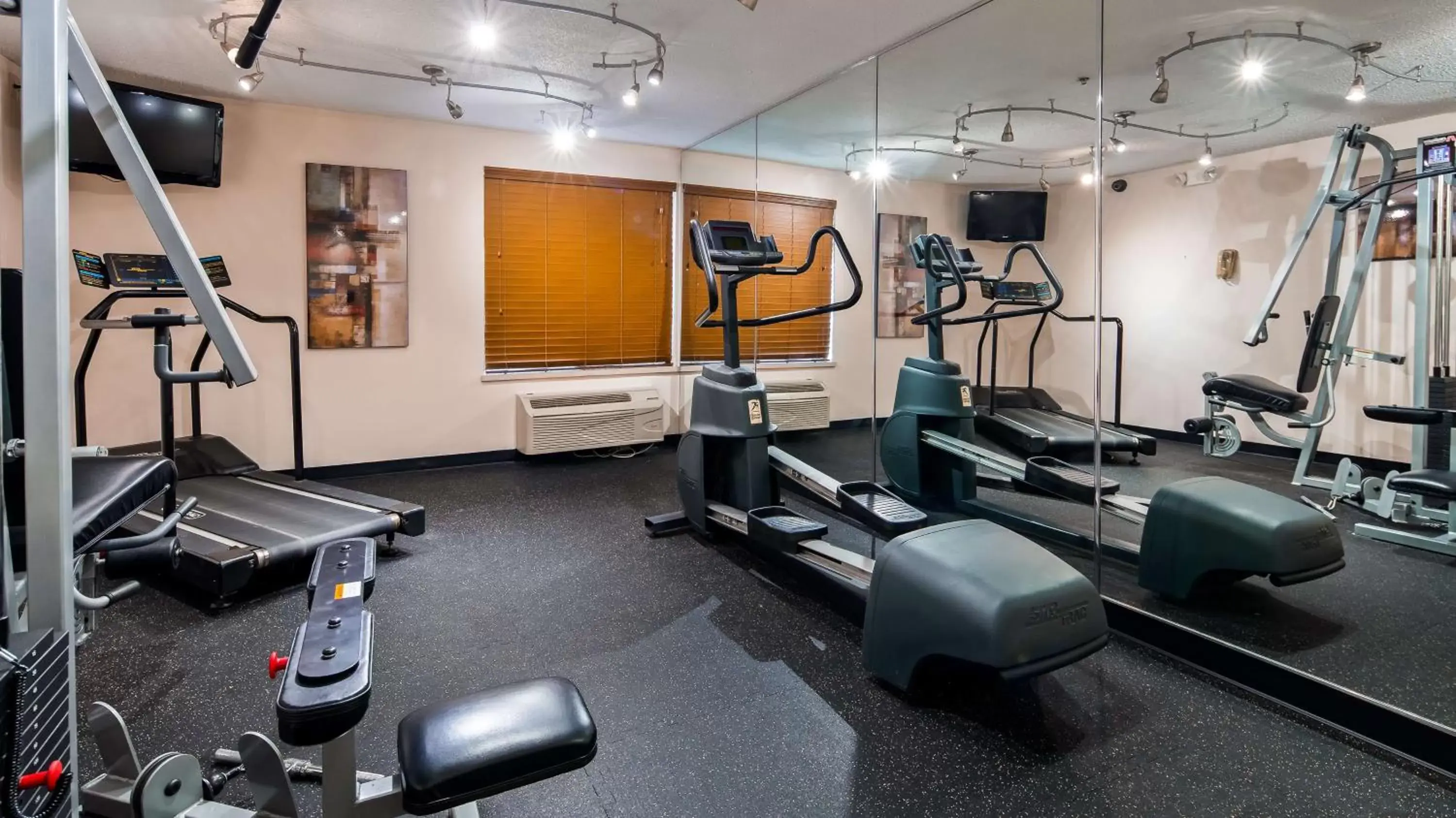 Fitness centre/facilities, Fitness Center/Facilities in Best Western Marion Hotel