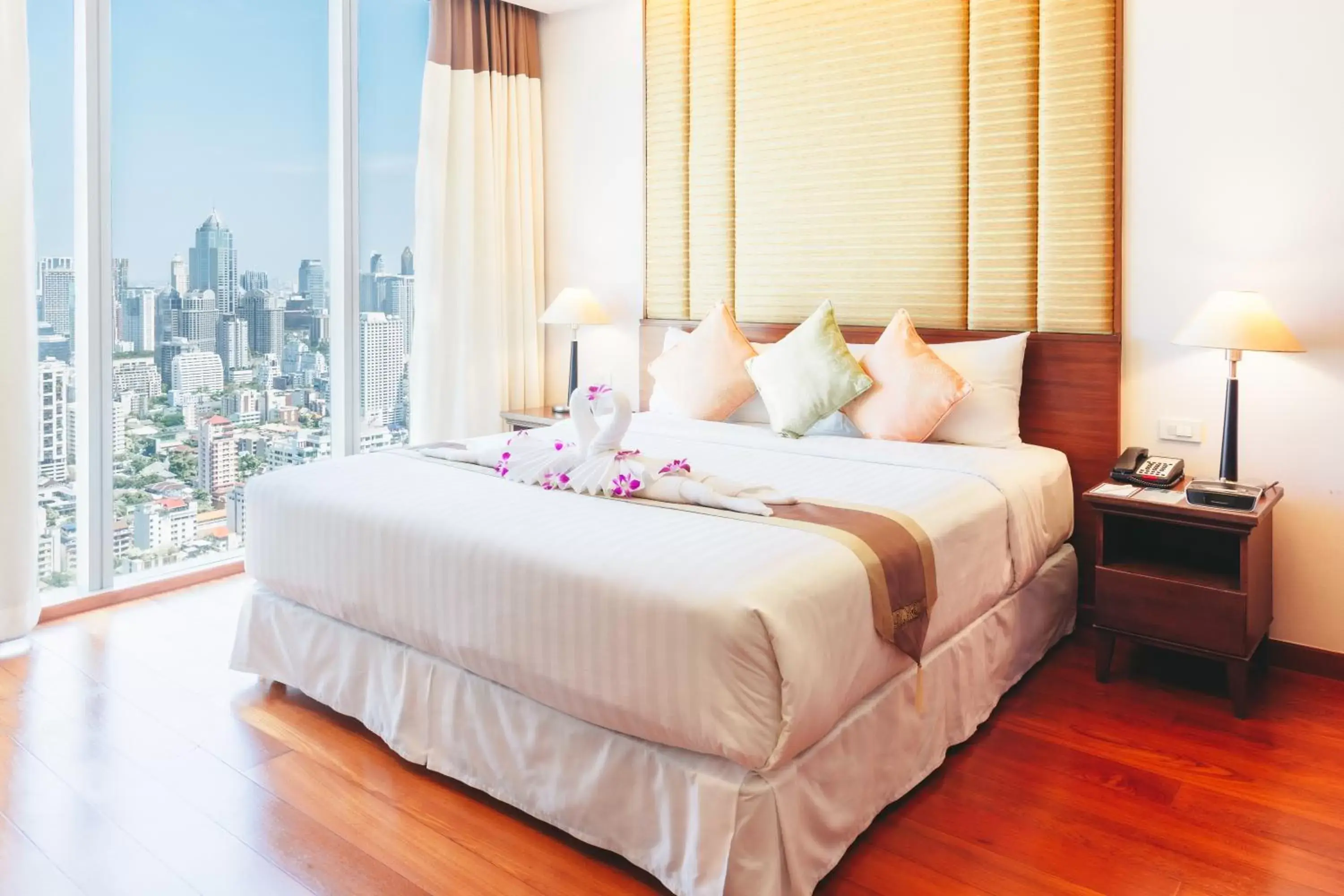 Bedroom, Bed in Column Bangkok Hotel