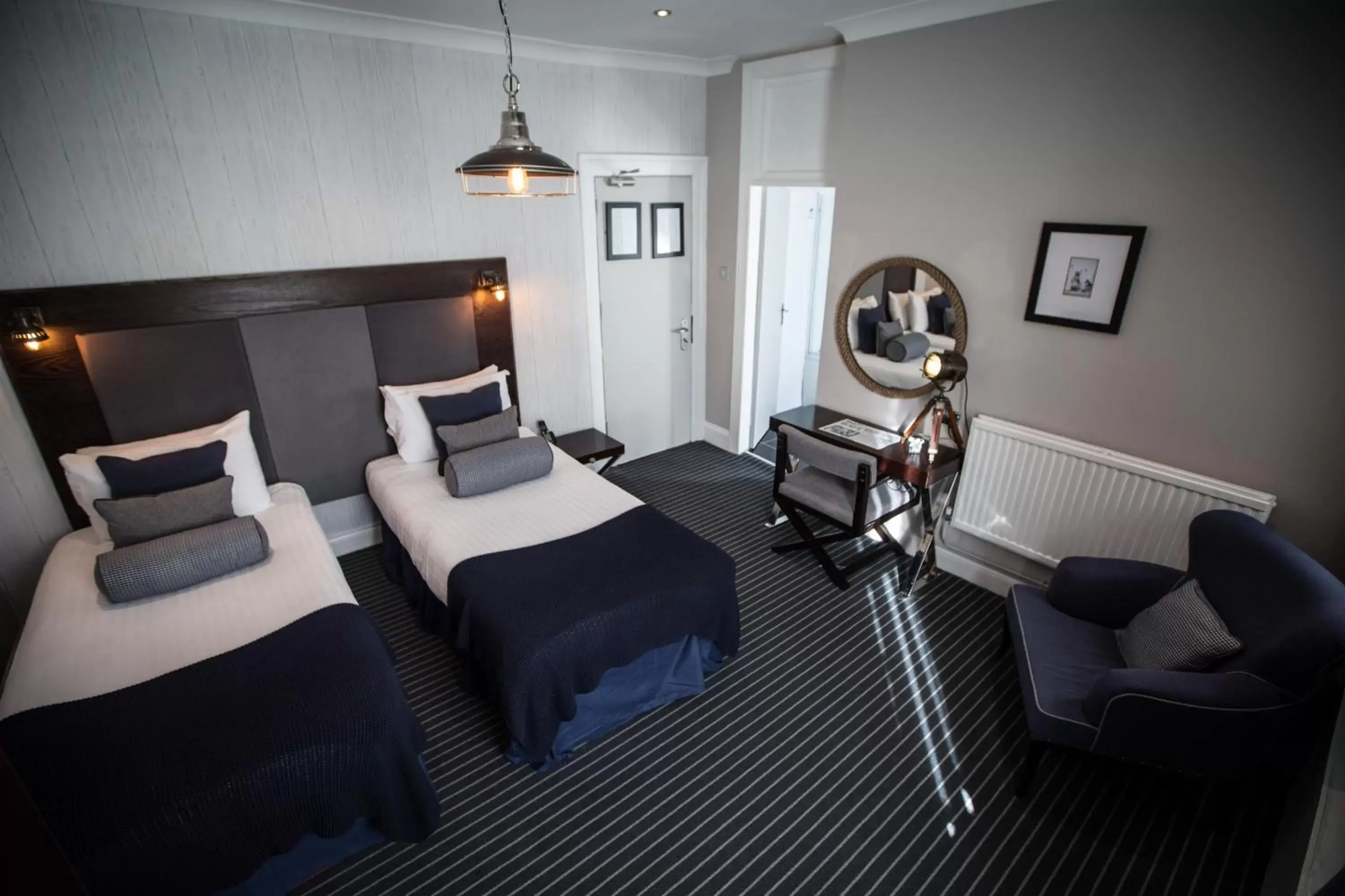 Photo of the whole room in Roker Hotel BW Premier Collection