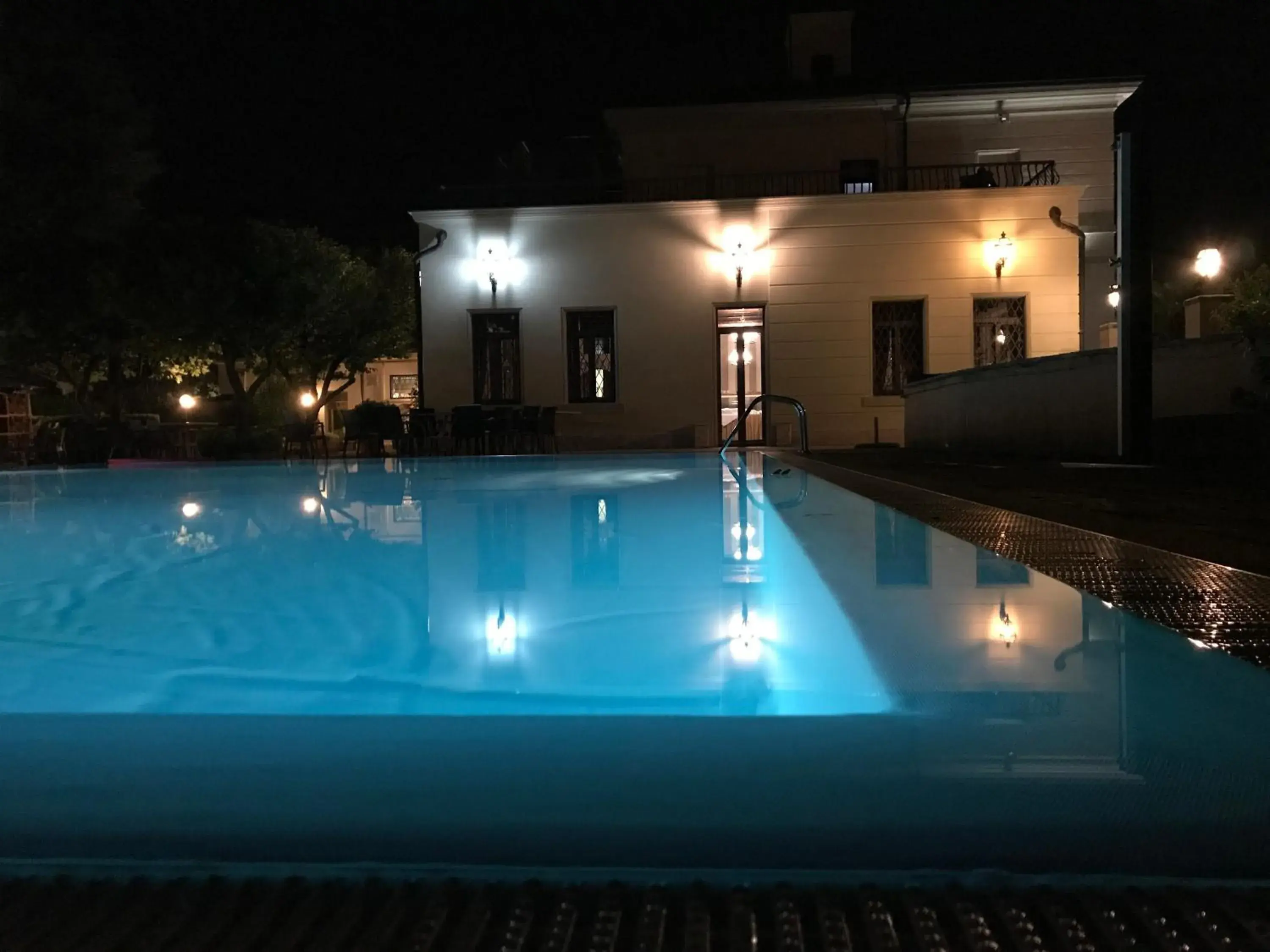 Swimming Pool in Hotel Dogana