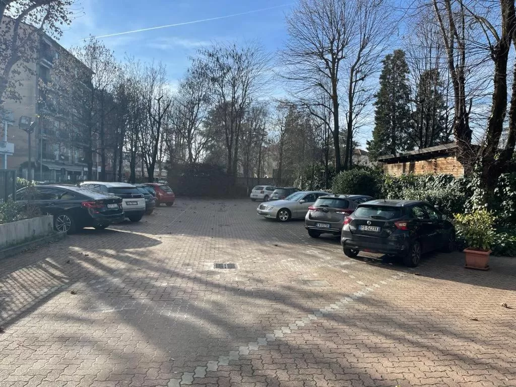 Parking in Hotel Sporting Brugherio