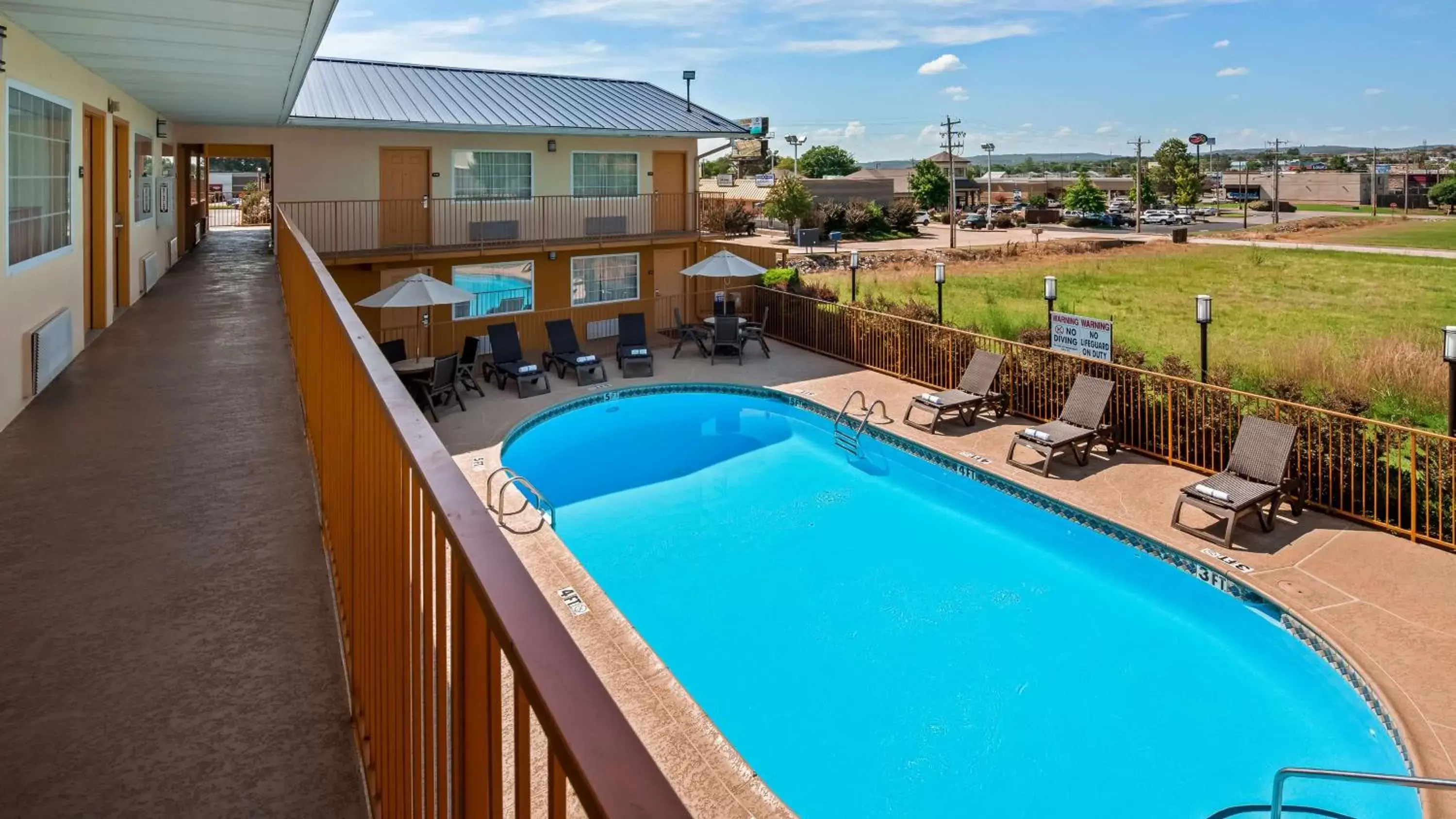 On site, Pool View in Best Western Van Buren Inn