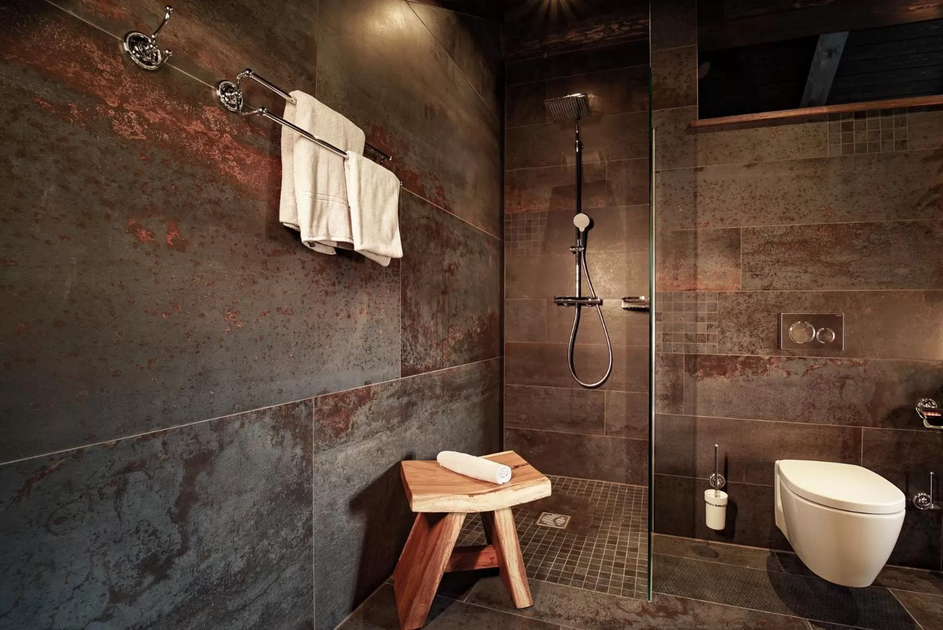 Shower in Timberjacks Siegen Motel