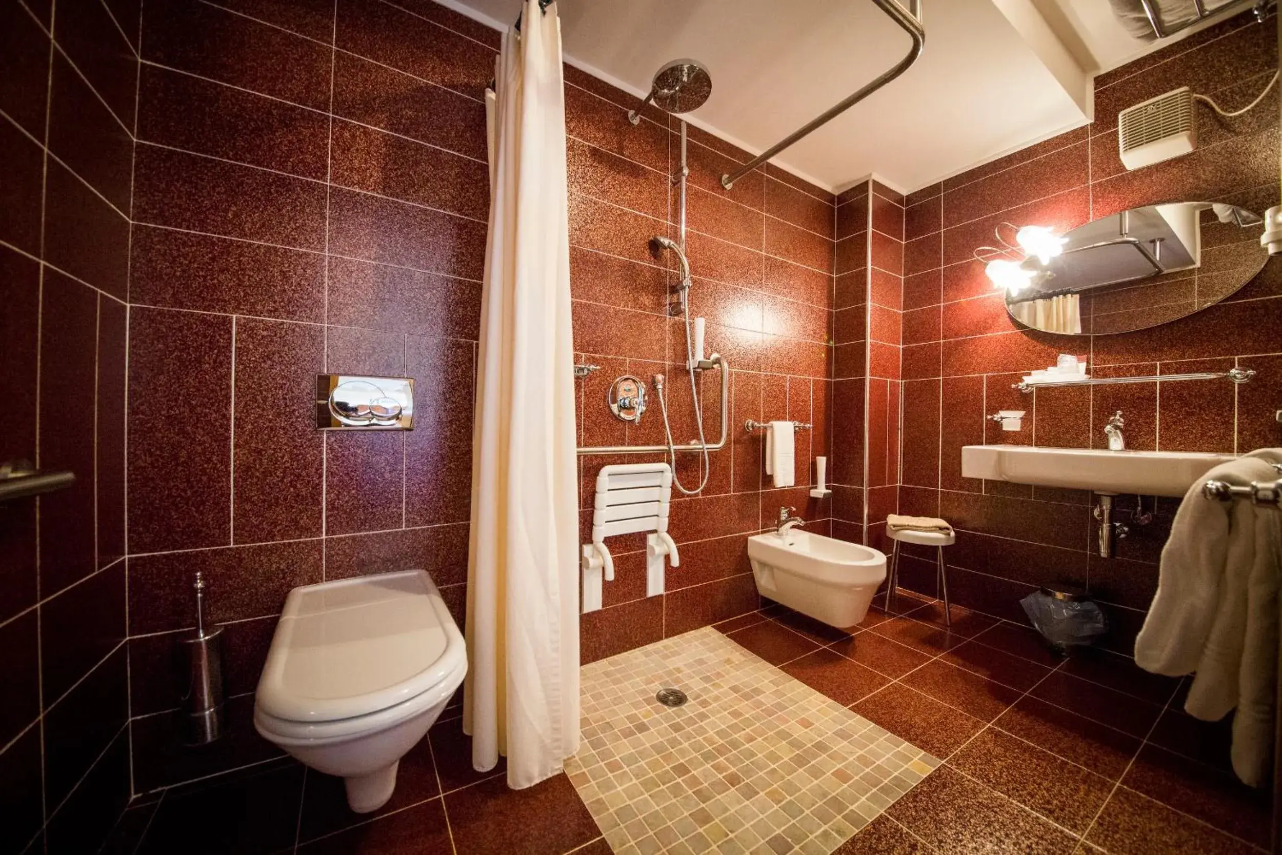 Bathroom in Hotel Spessotto