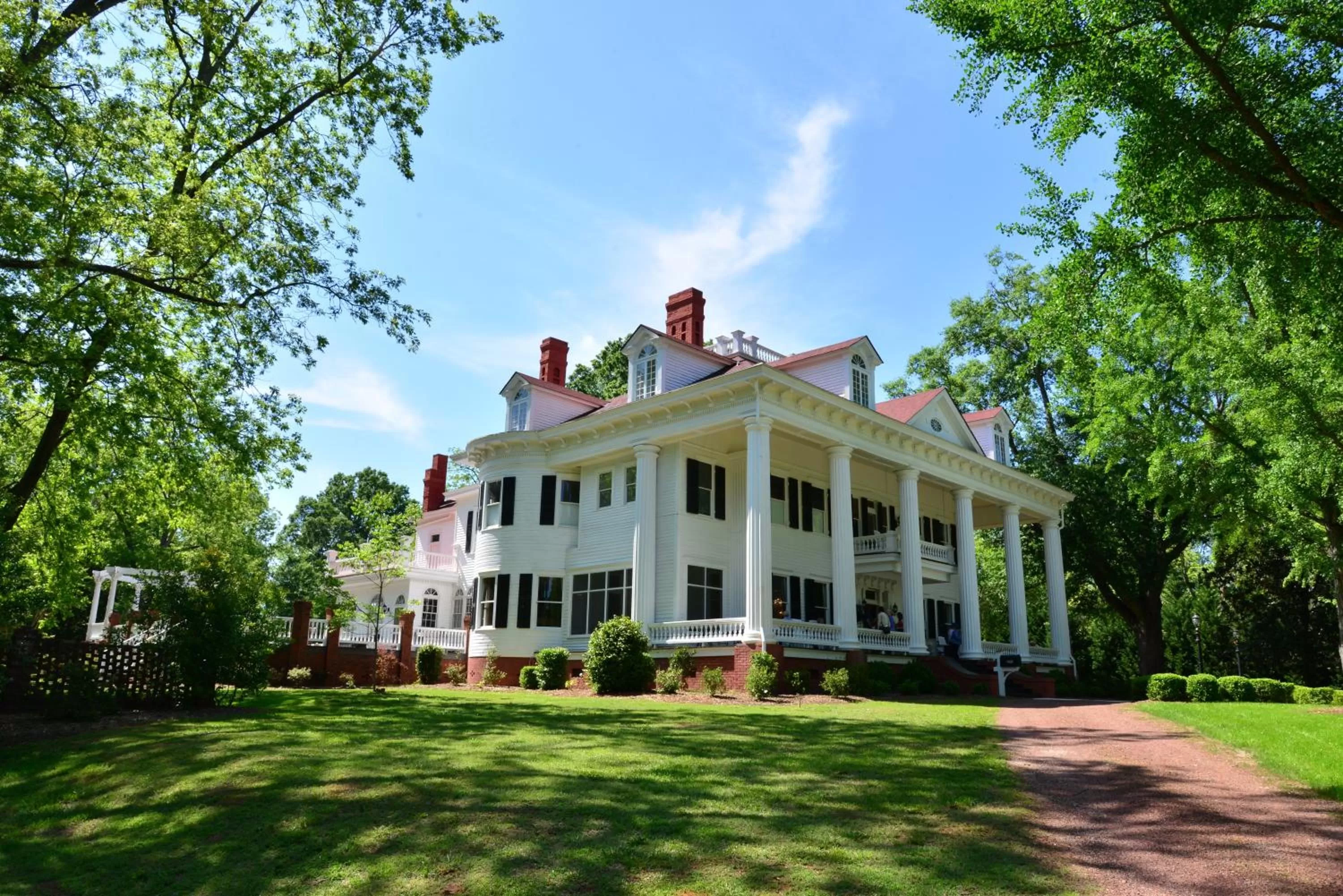 Facade/entrance, Property Building in The Twelve Oaks Bed & Breakfast