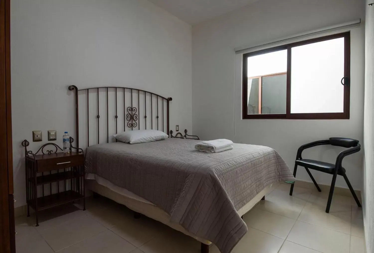 Bedroom, Bed in Comala Bed & Breakfast