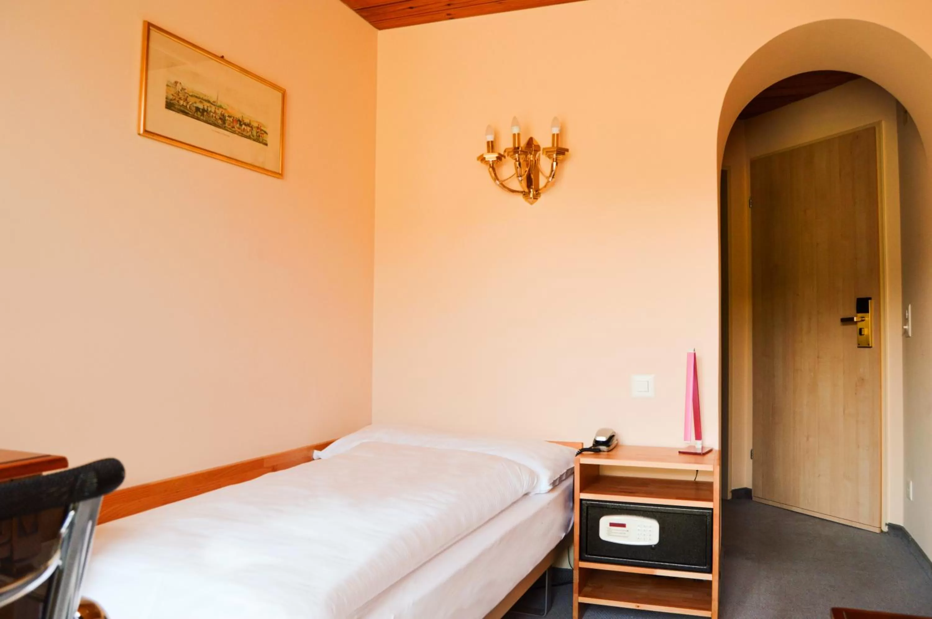 Photo of the whole room, Bed in Hostel Flims