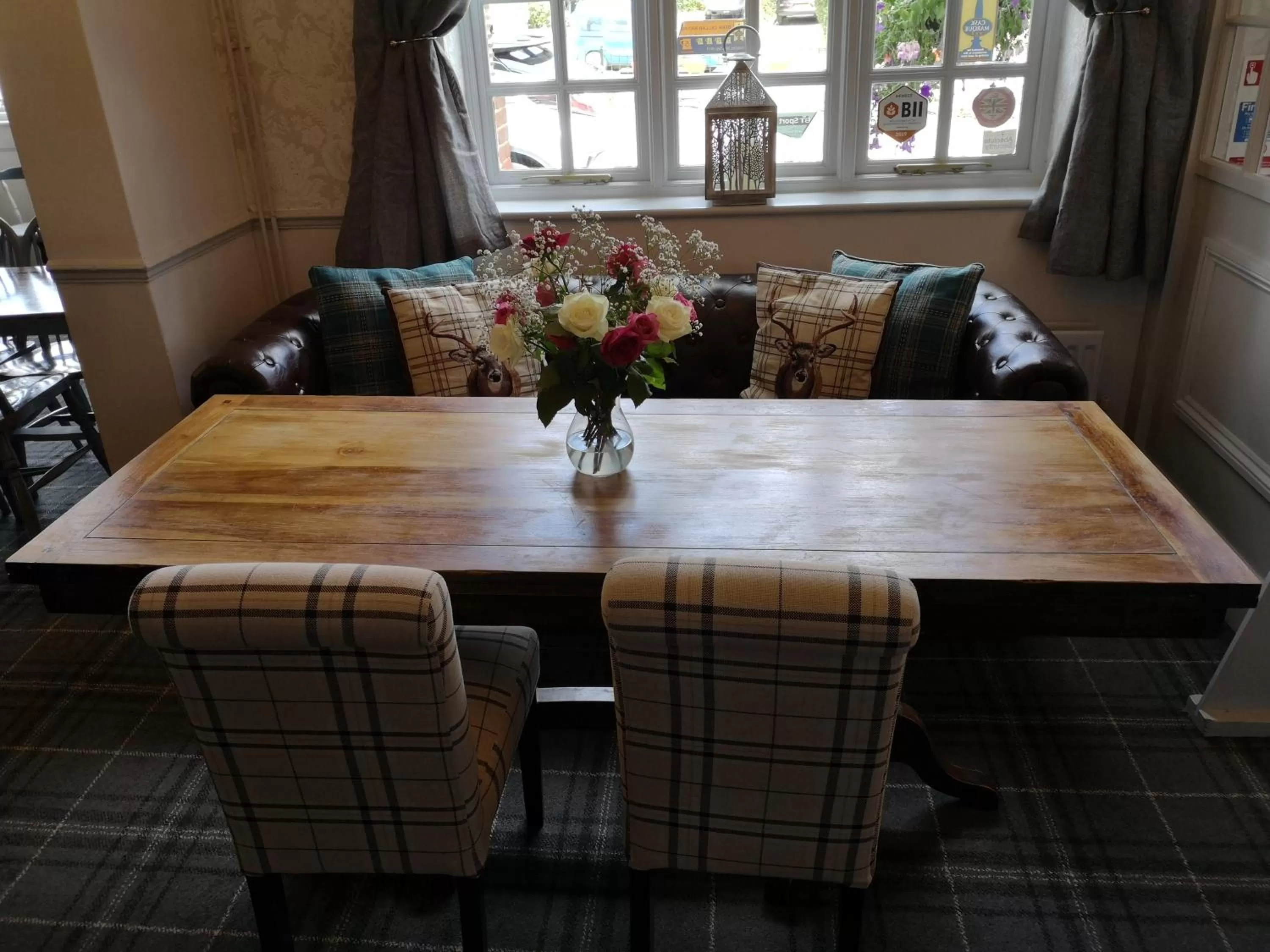 Dining area in Woolpack Inn