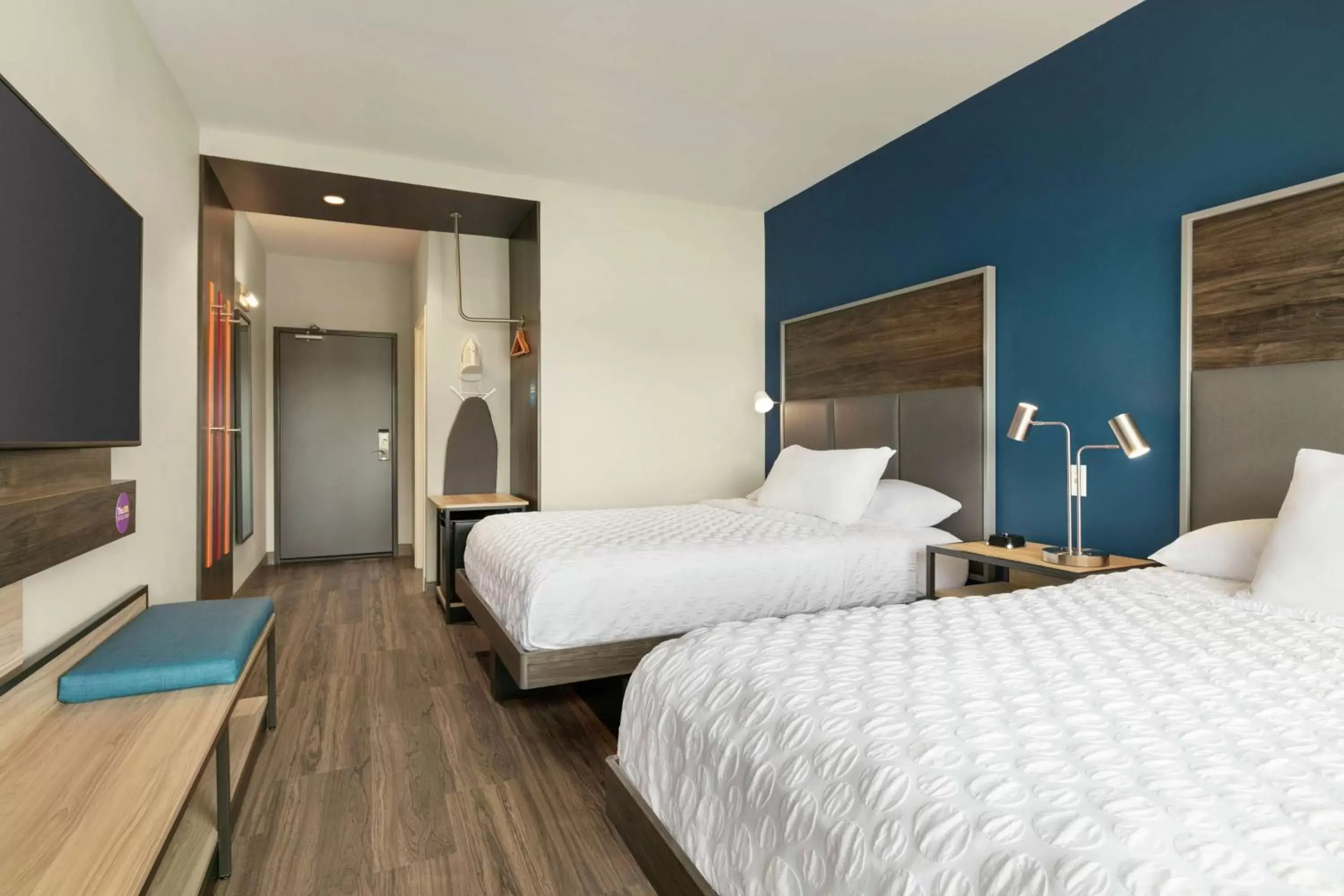 Bedroom, Bed in Tru By Hilton Longview