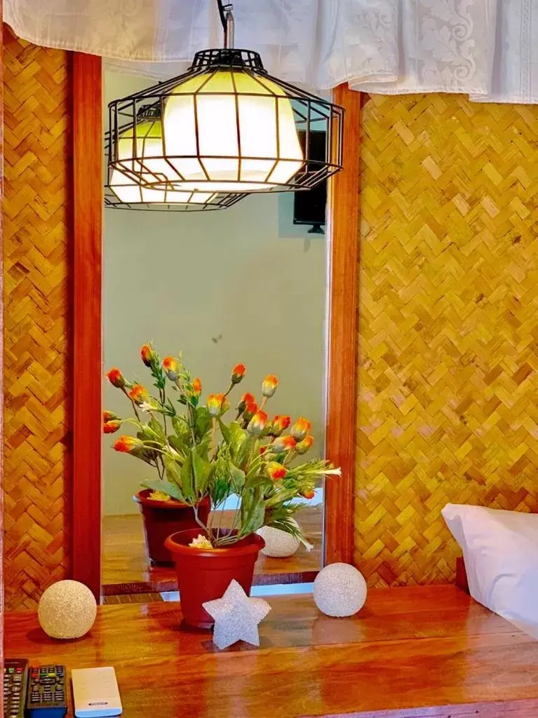 Deluxe Triple Room with Sea View in Peak View Resort Deluxe Triple Room with Sea View in Peak View Resort