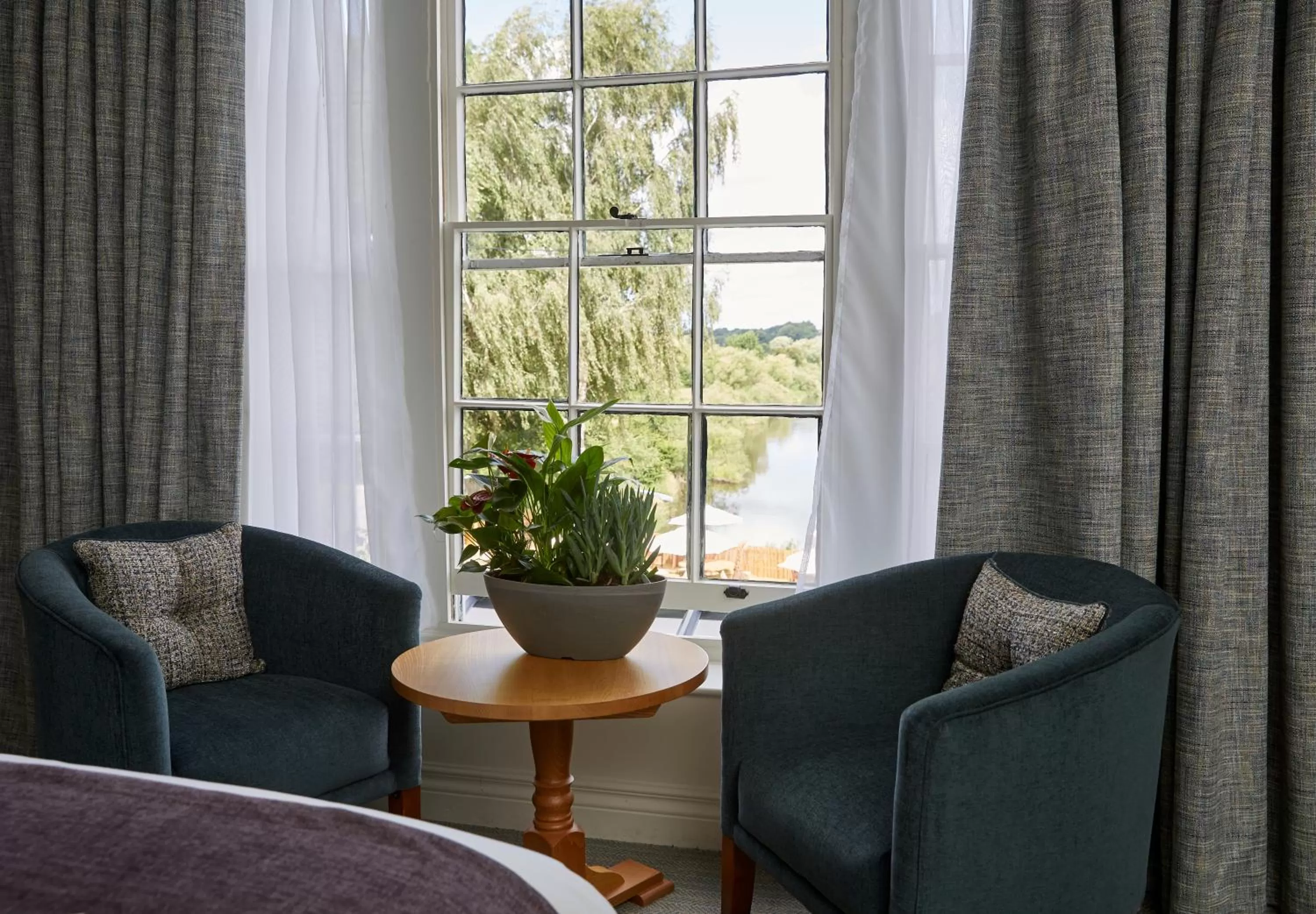 Seating Area in Riverside Inn by Chef & Brewer Collection