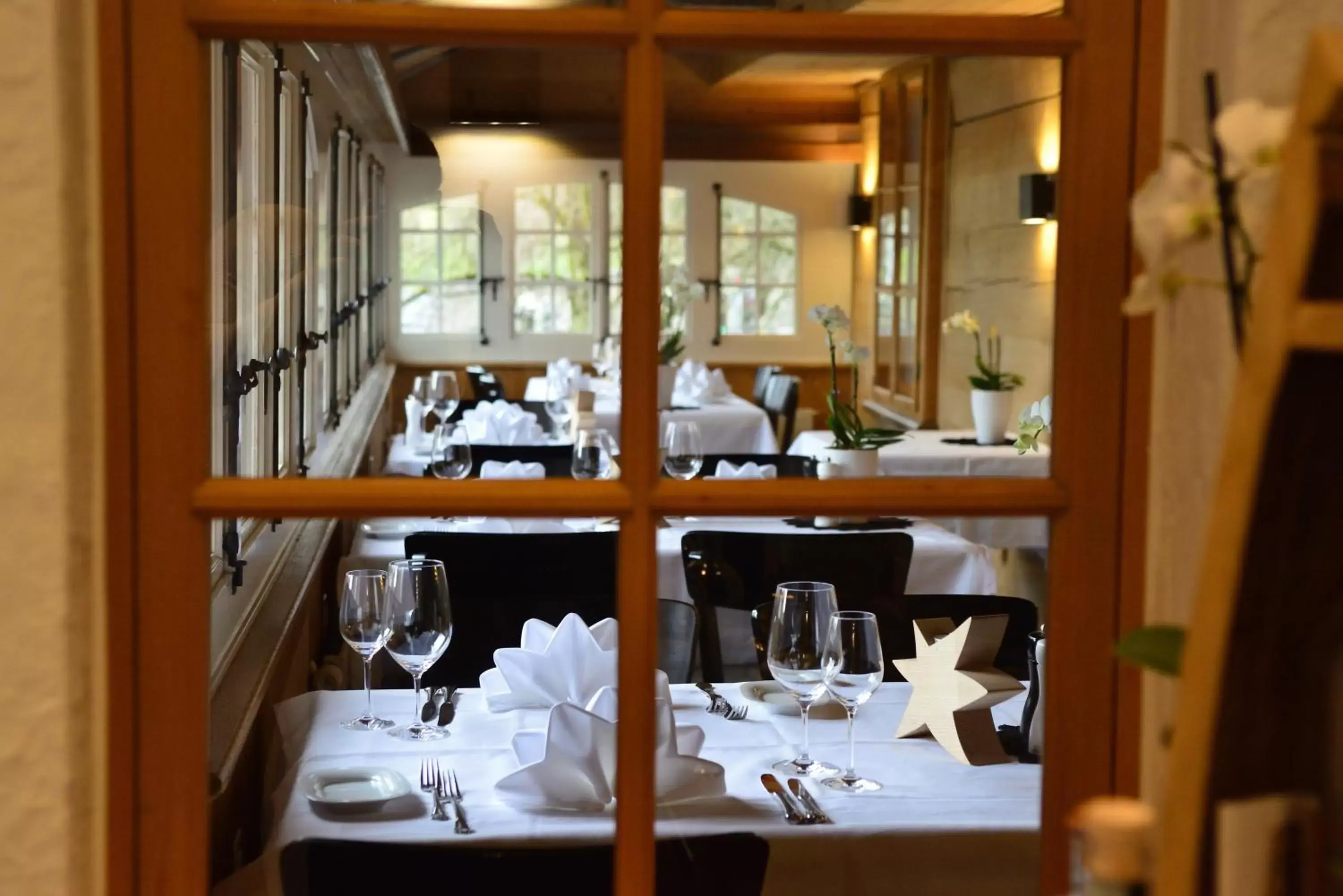 Restaurant/Places to Eat in Hotel & Restaurant STERNEN MURI bei Bern