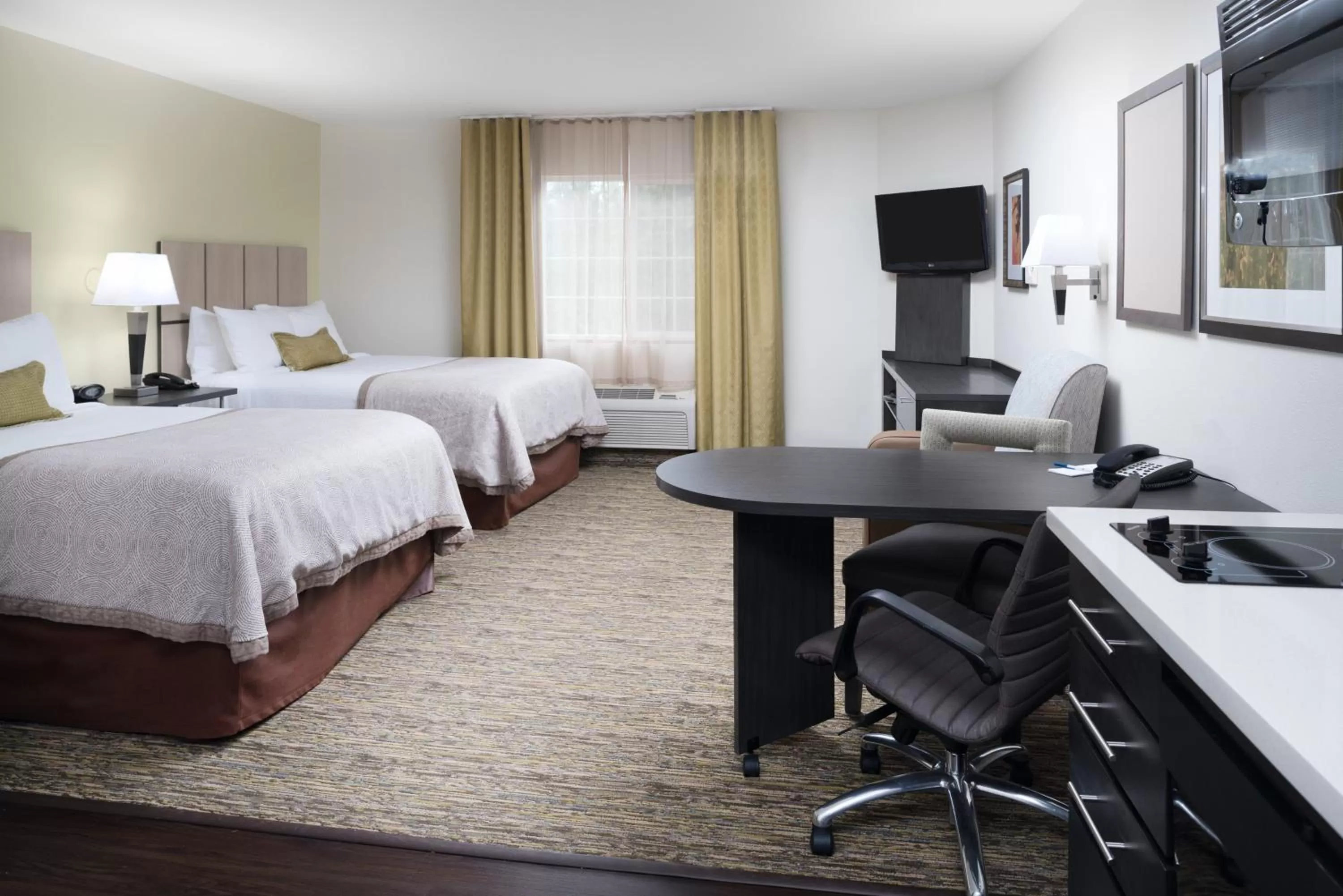 Photo of the whole room, Bed in Candlewood Suites Olympia - Lacey by IHG