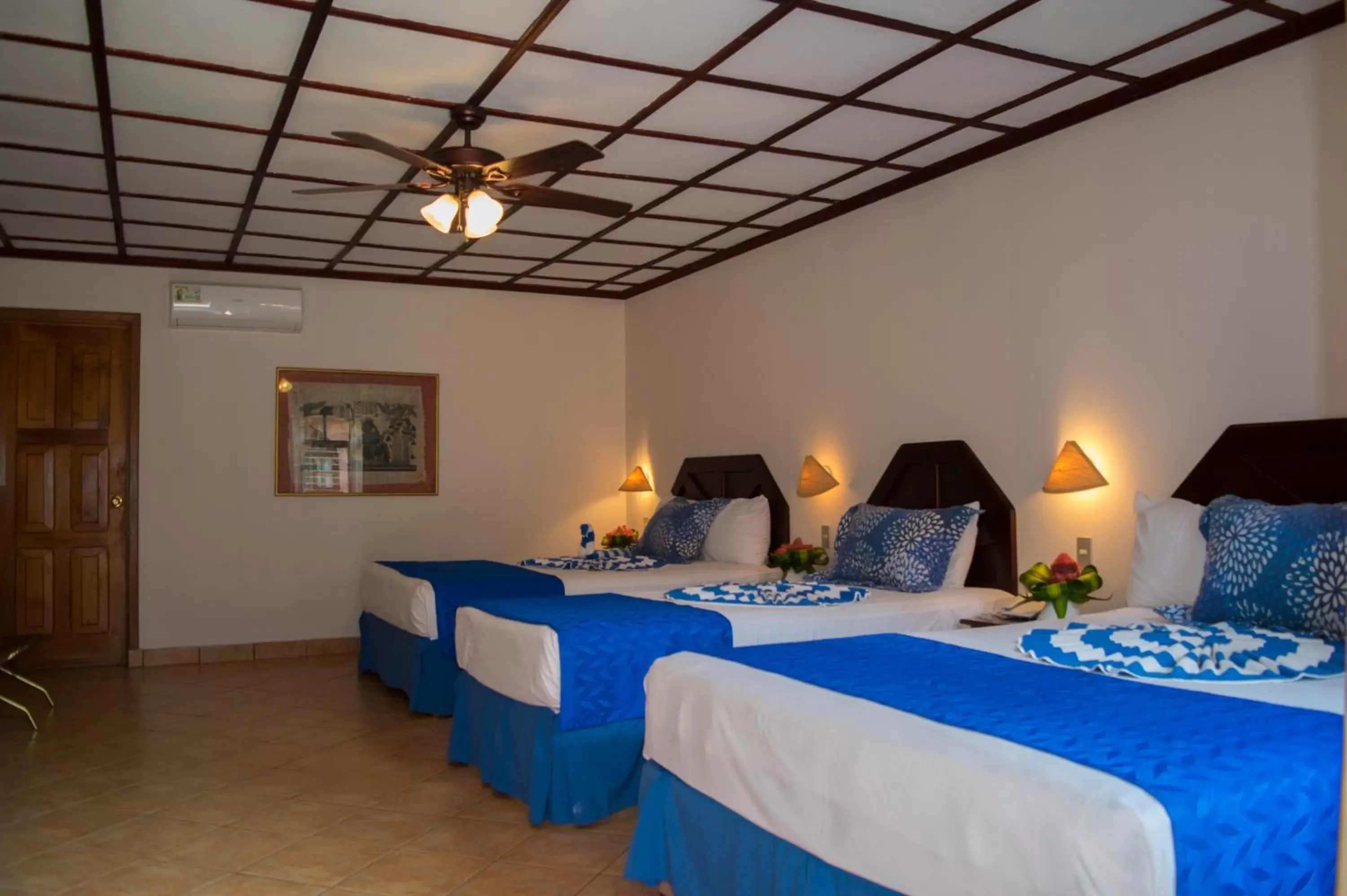 Bedroom, Bed in El Tucano Resort & Thermal Spa