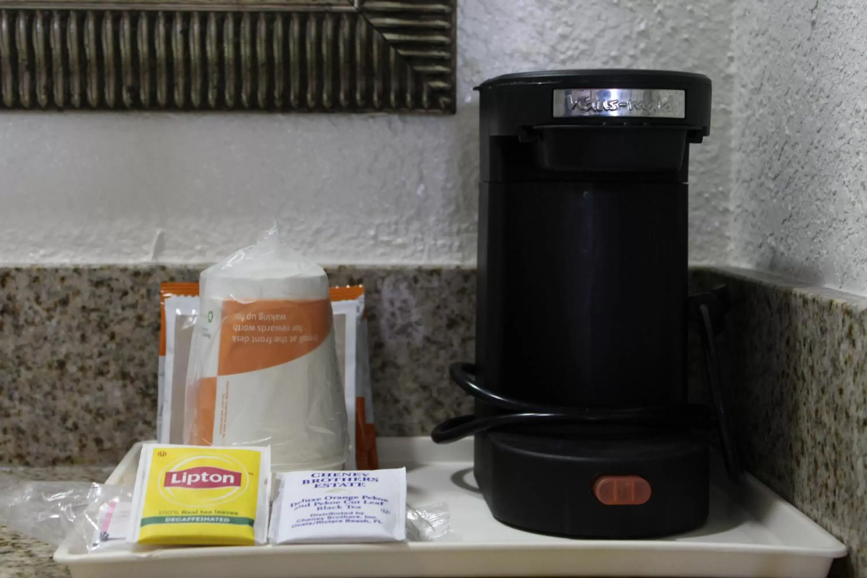 Coffee/tea facilities in Quality Inn Florida City - Gateway to the Keys