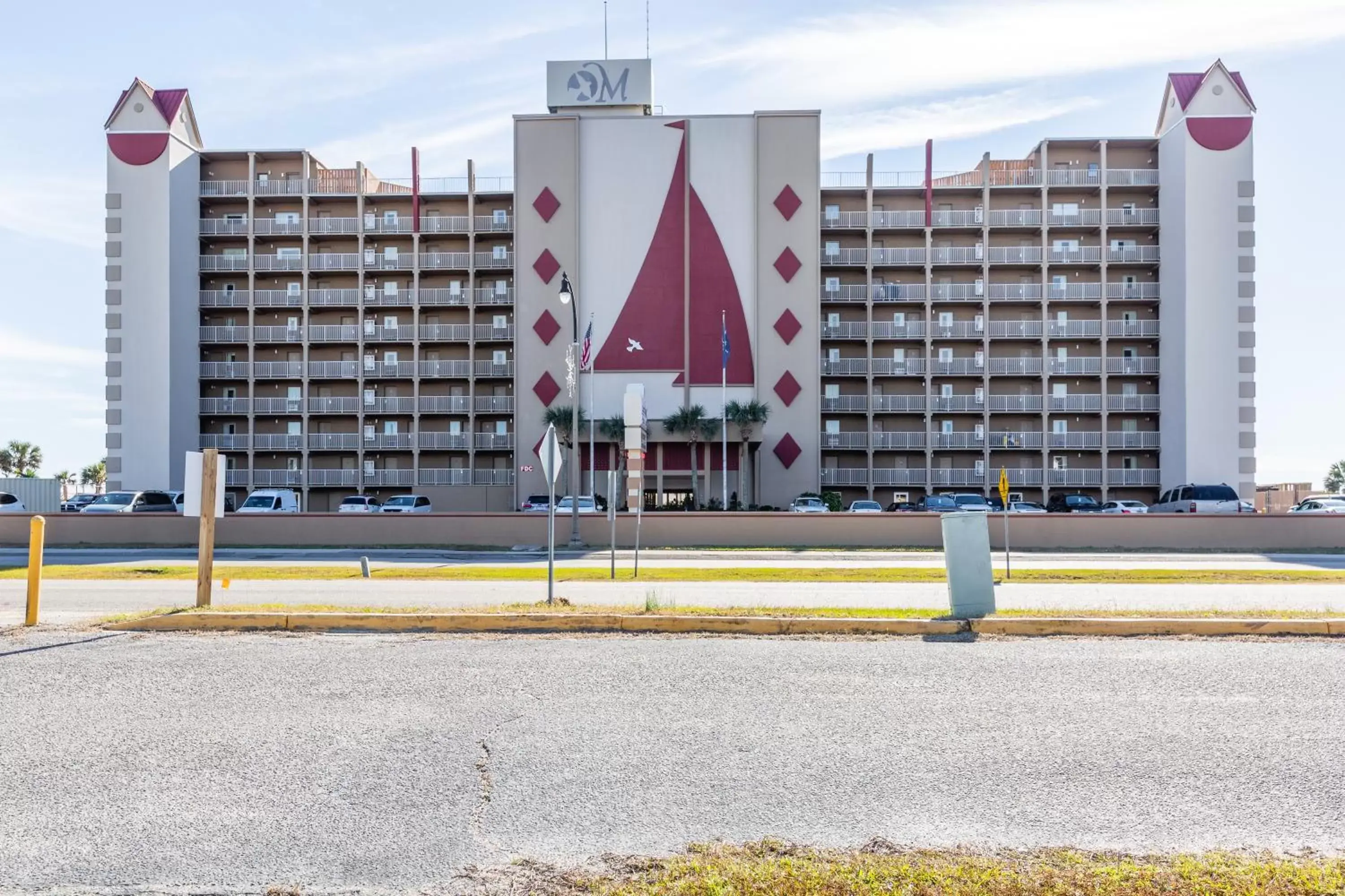 Facade/entrance, Property Building in Maritime Beach Club by Capital Vacations