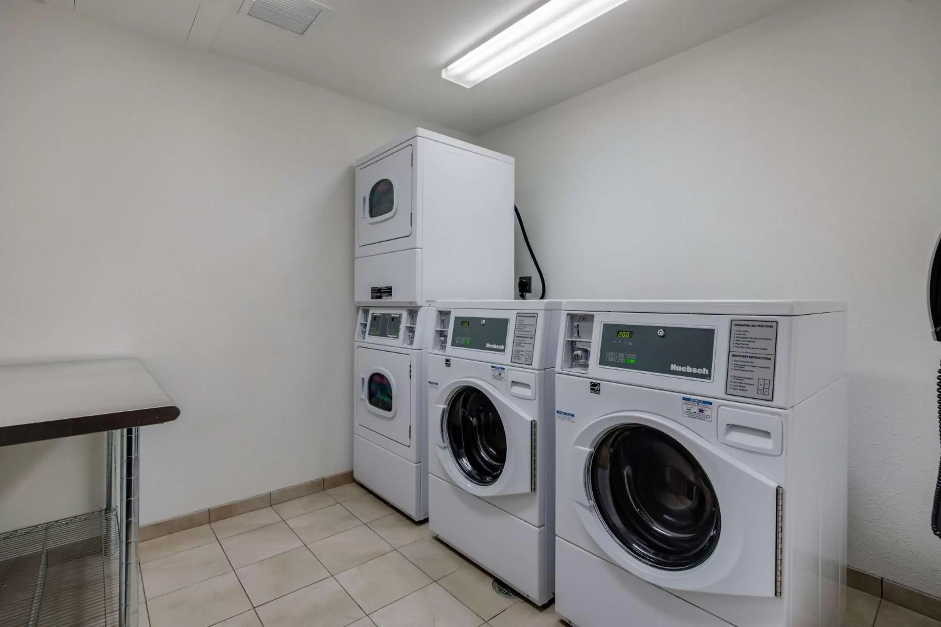 laundry, Kitchen/Kitchenette in Motel 6-Poplar Bluff, MO