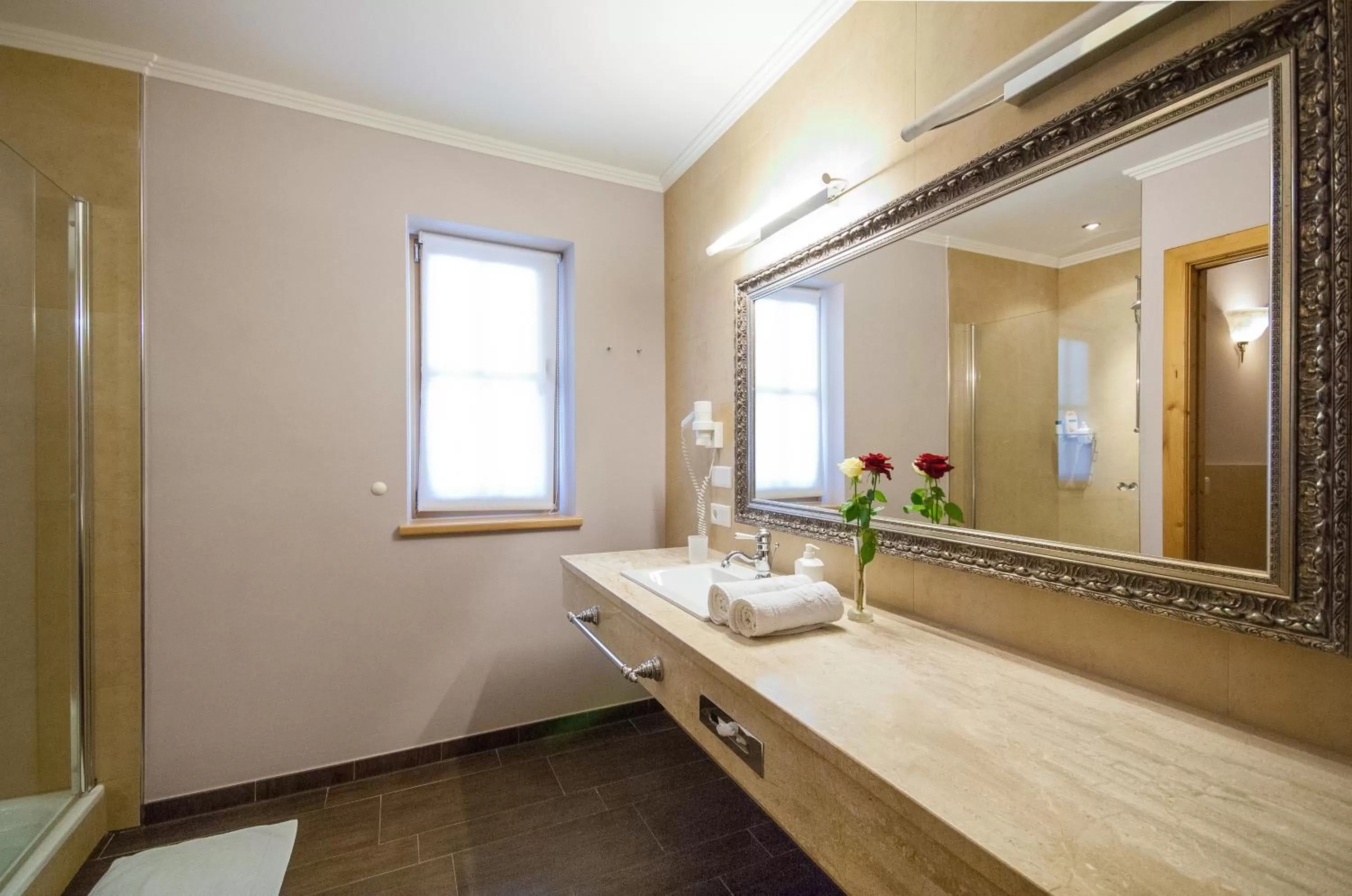 Bathroom in Hotel und Alpen Apartments - Bürglhöh