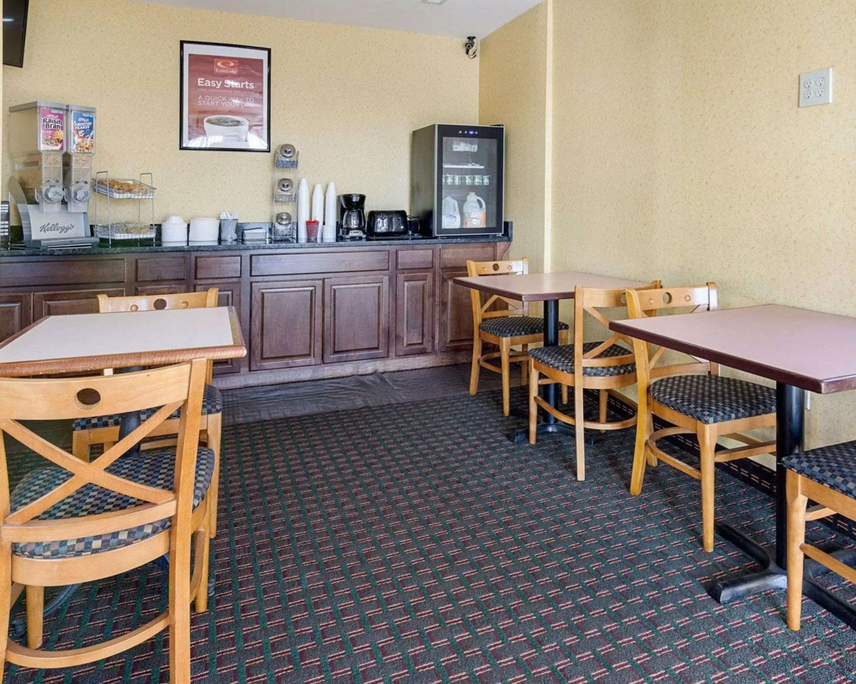 Restaurant/Places to Eat in Econo Lodge Fredericksburg near I-95