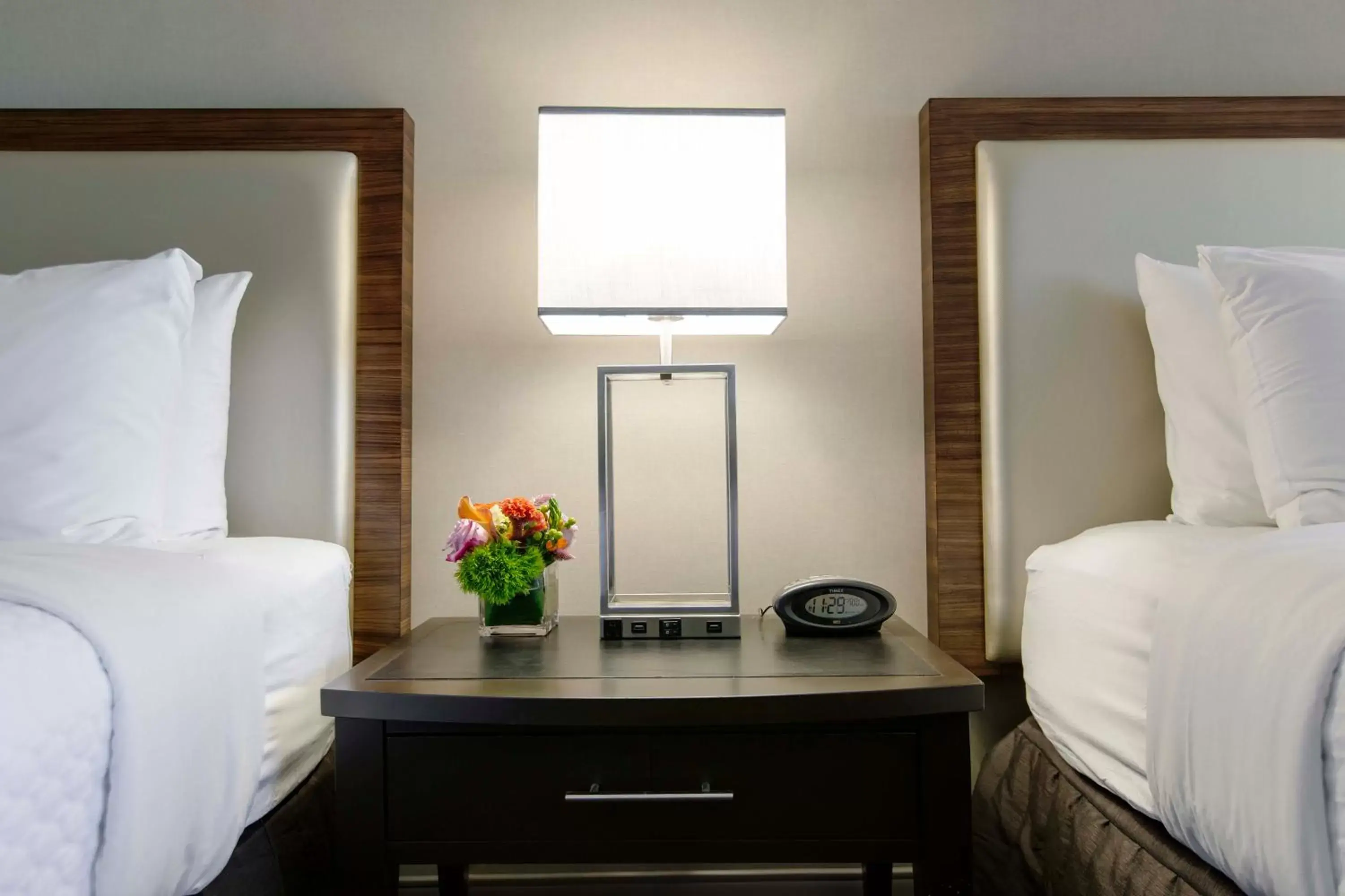 Bed in Crowne Plaza Atlanta - Midtown by IHG Bed in Crowne Plaza Atlanta - Midtown by IHG