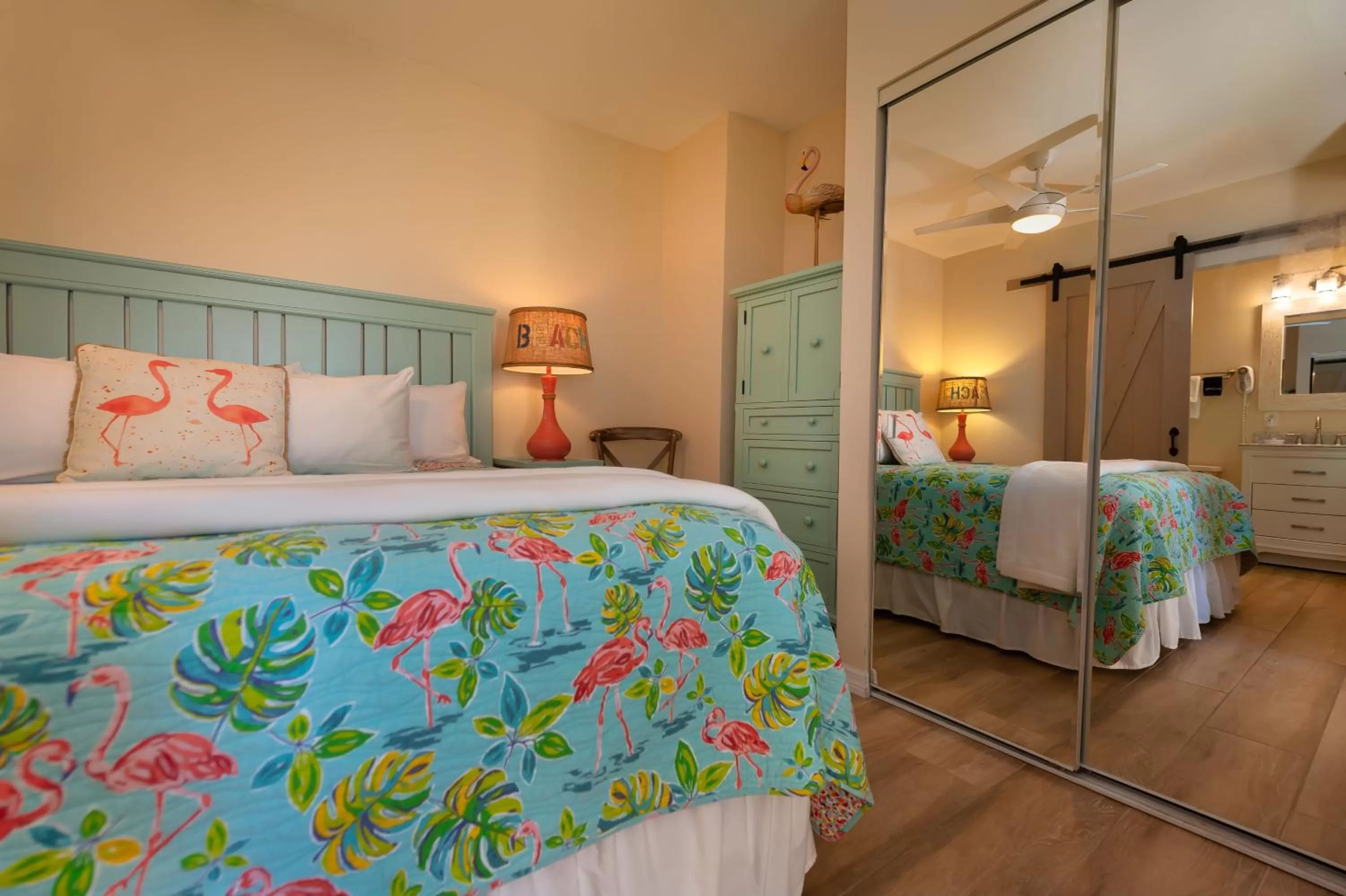 Bed in Cedar Cove Resort & Cottages