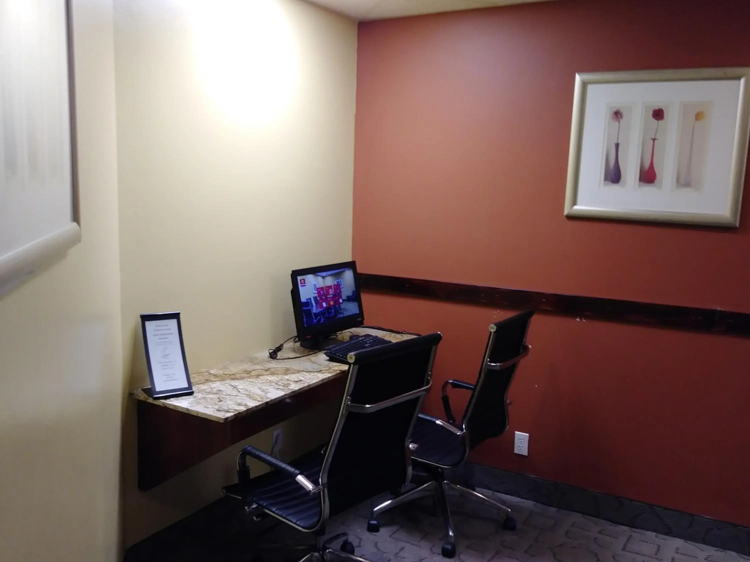 Business facilities in Quality Inn & Suites Fort Collins