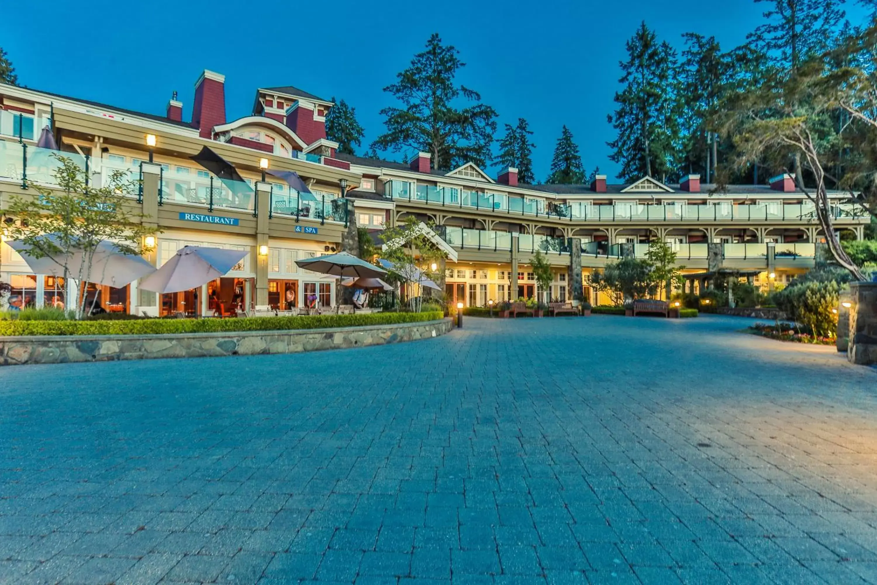 Patio, Property Building in Poets Cove Resort & Spa