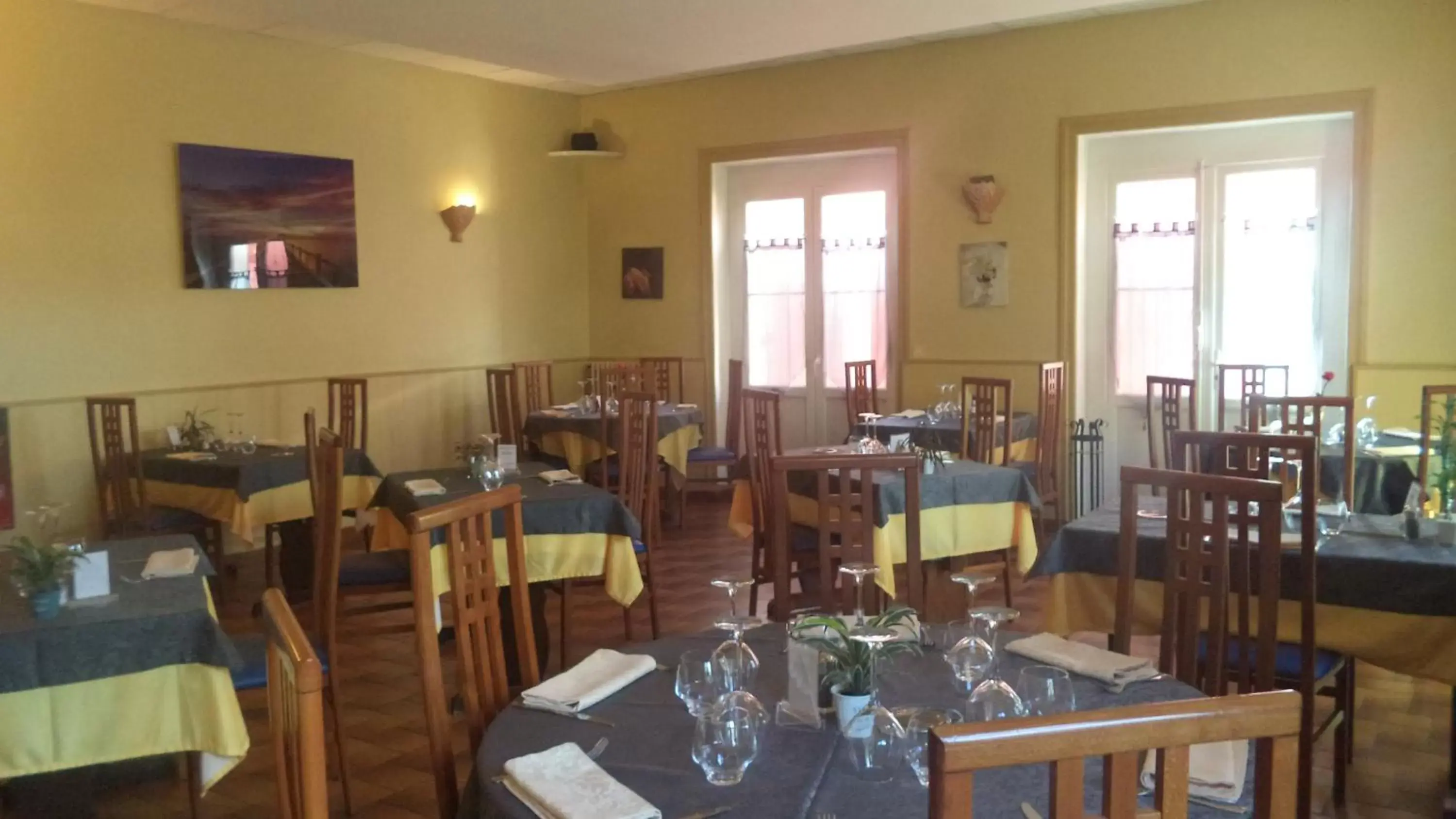 Restaurant/Places to Eat in Le Logis Des Voyageurs