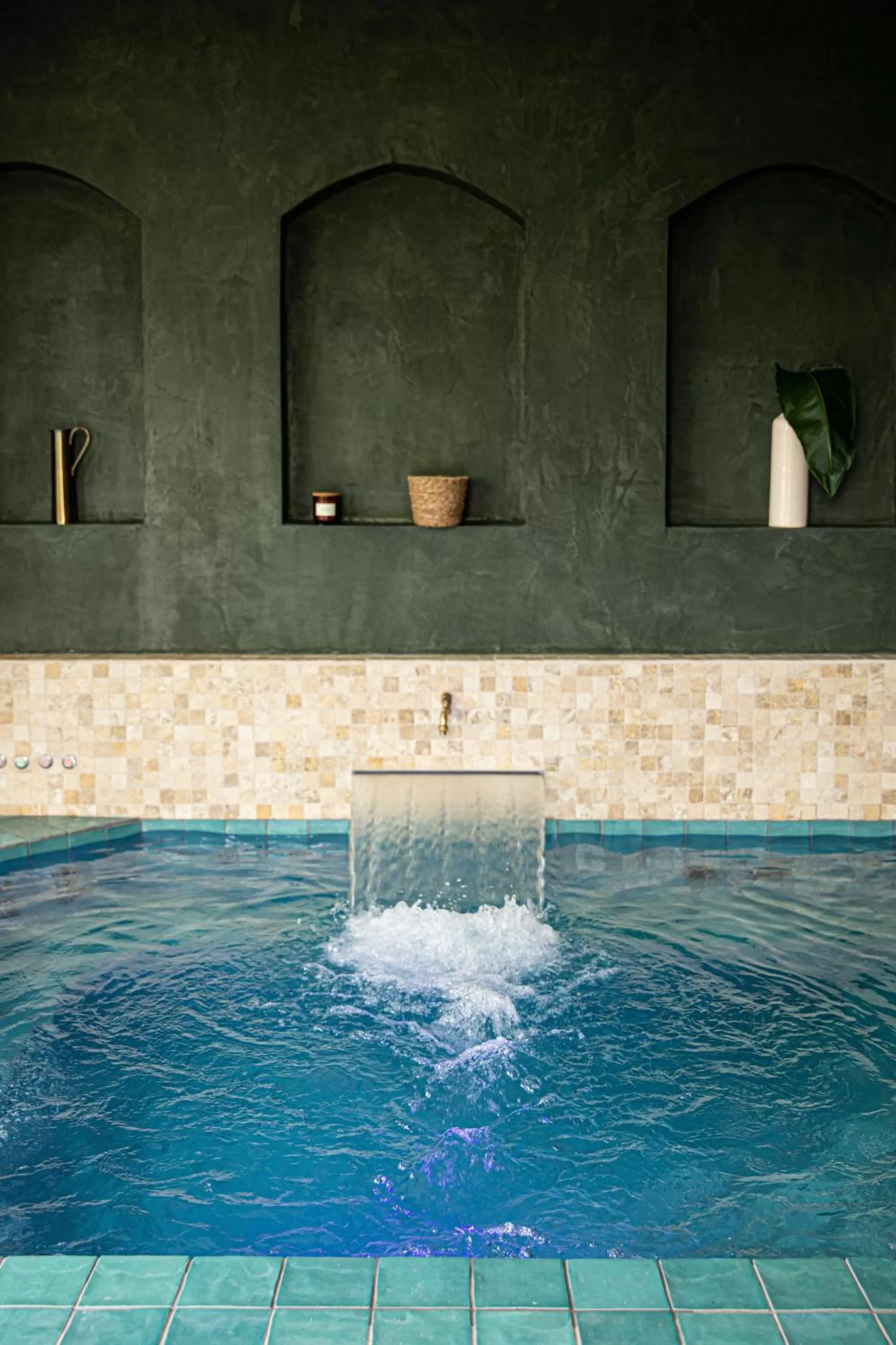 Spa and wellness centre/facilities in Domaine de Bellevue, The Originals Relais