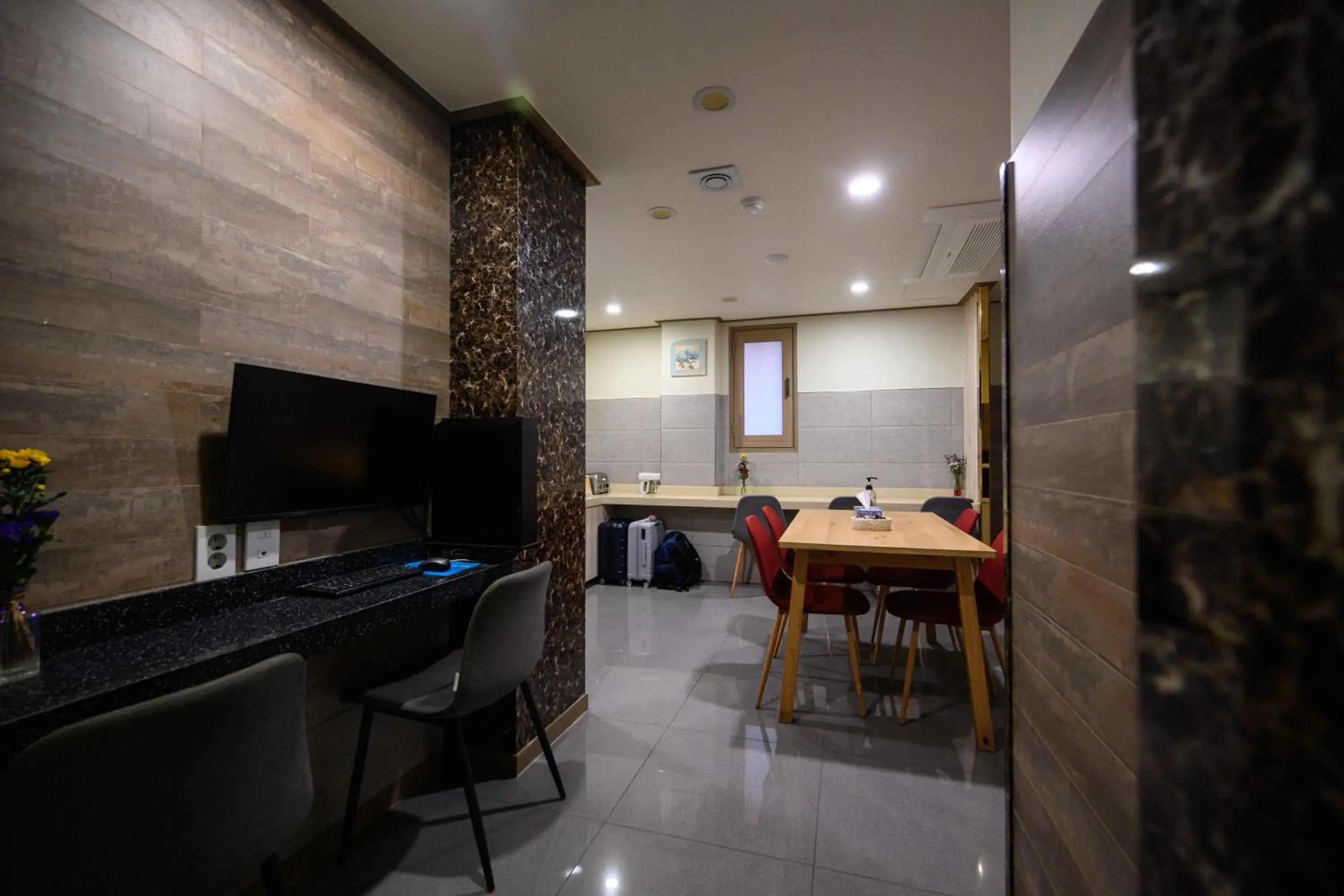 TV/Entertainment Center in Daeyoung Hotel Myeongdong