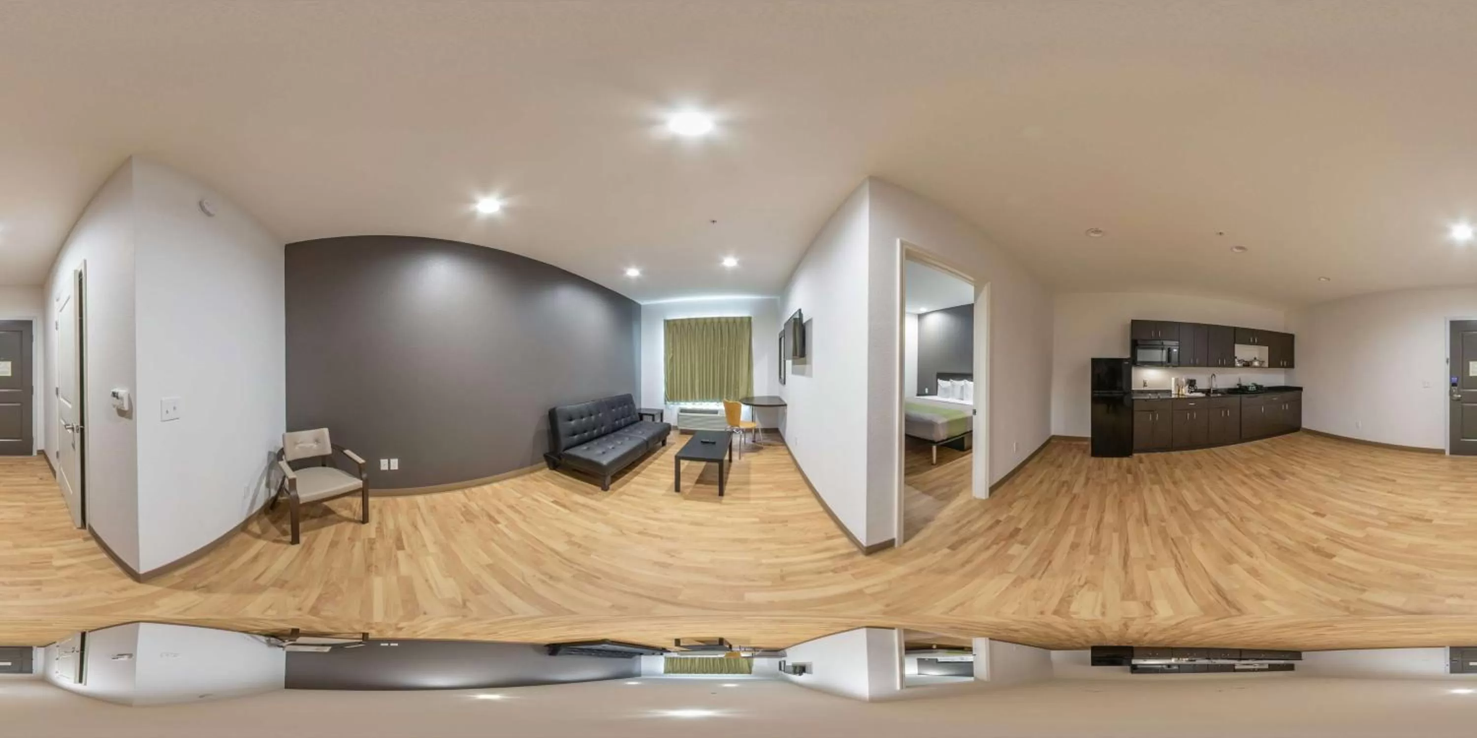 TV and multimedia in Studio 6 Lake Charles