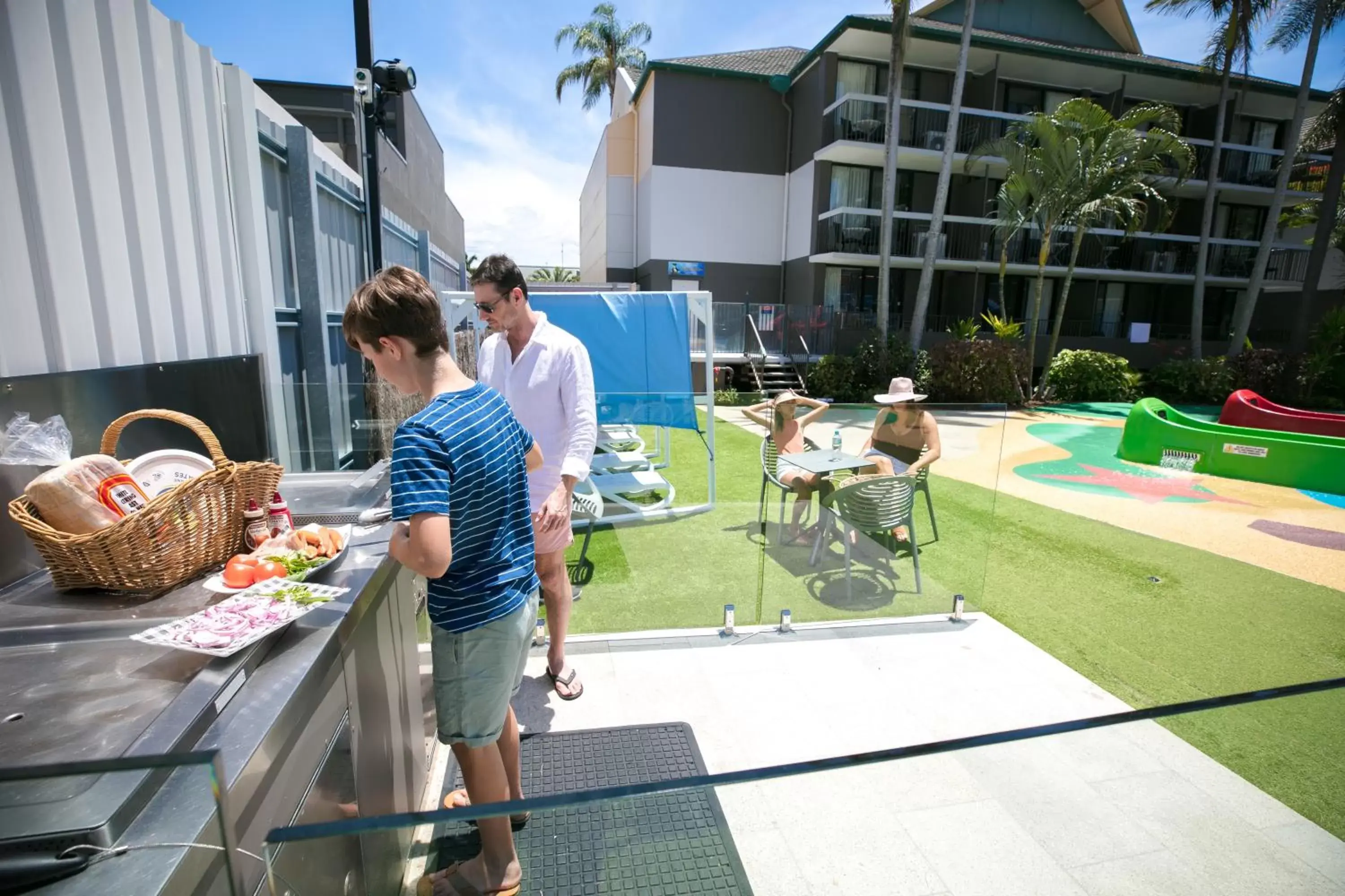 BBQ facilities in Paradise Resort Gold Coast