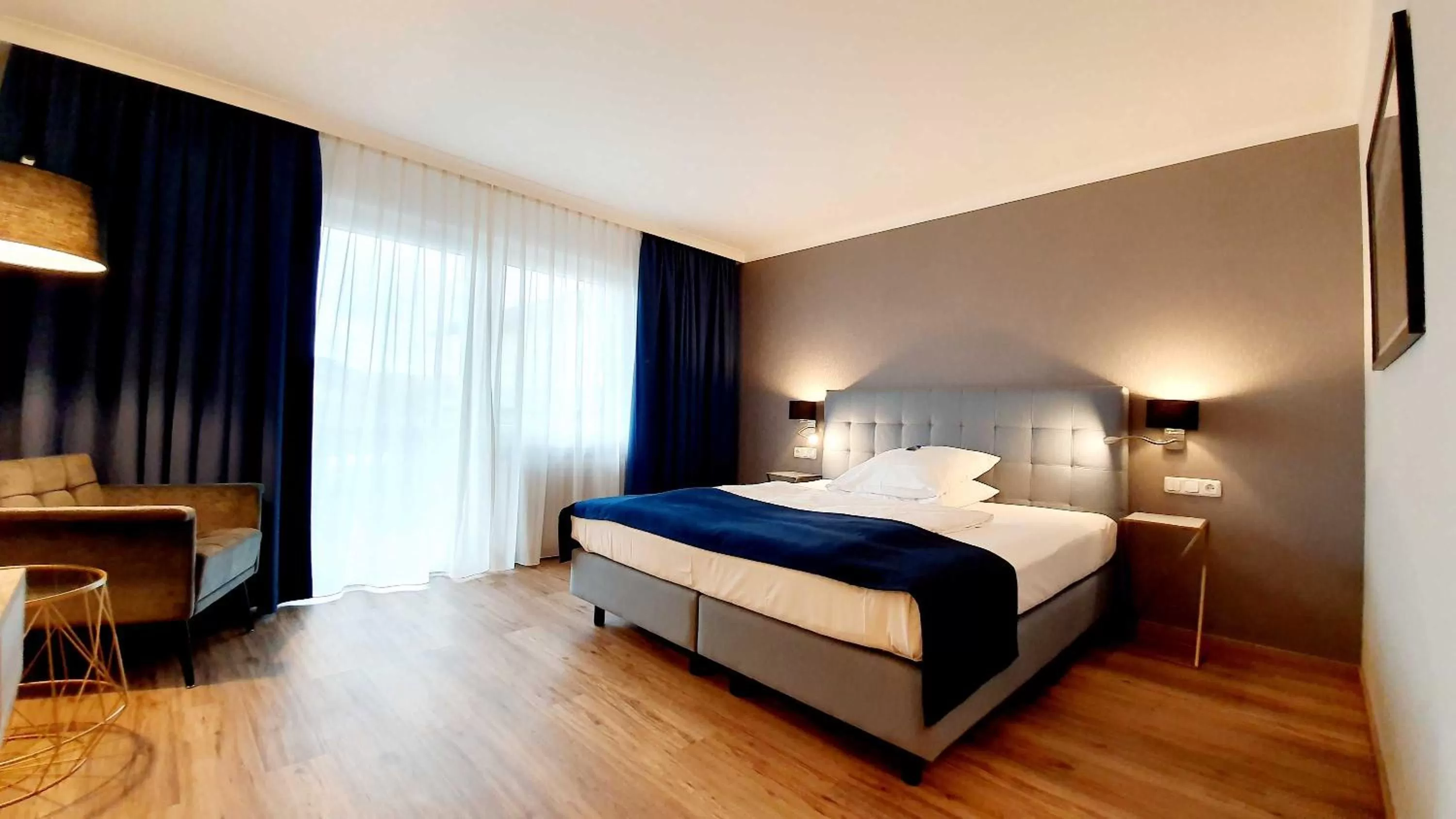 Photo of the whole room, Bed in Hotel Räucherhansl