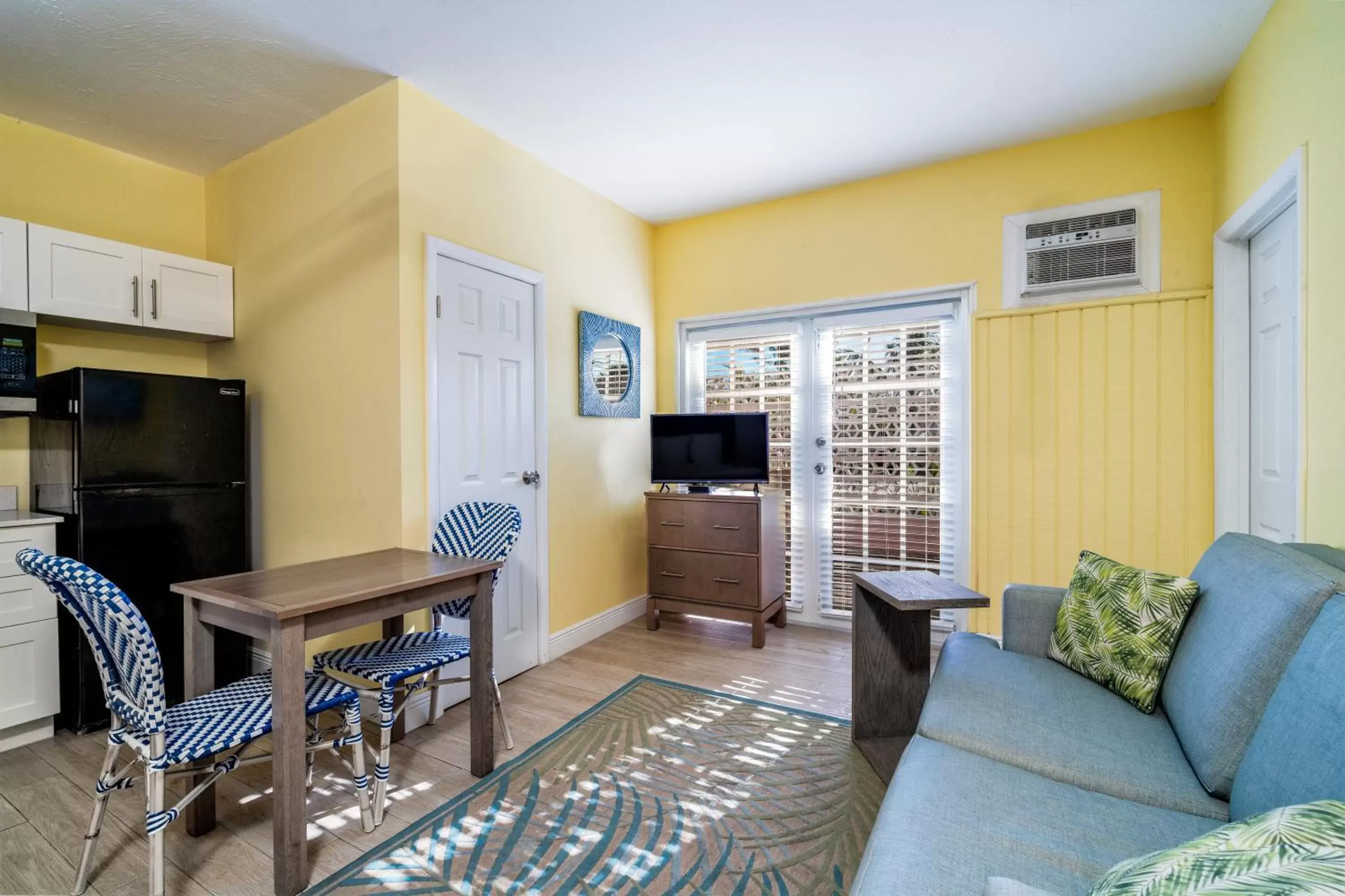 Seating Area in Rainbow Bend Resort