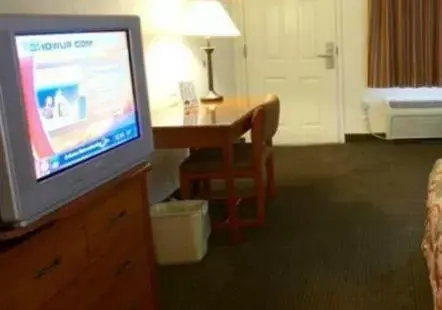 TV and multimedia, TV/Entertainment Center in Premier Inns Tolleson
