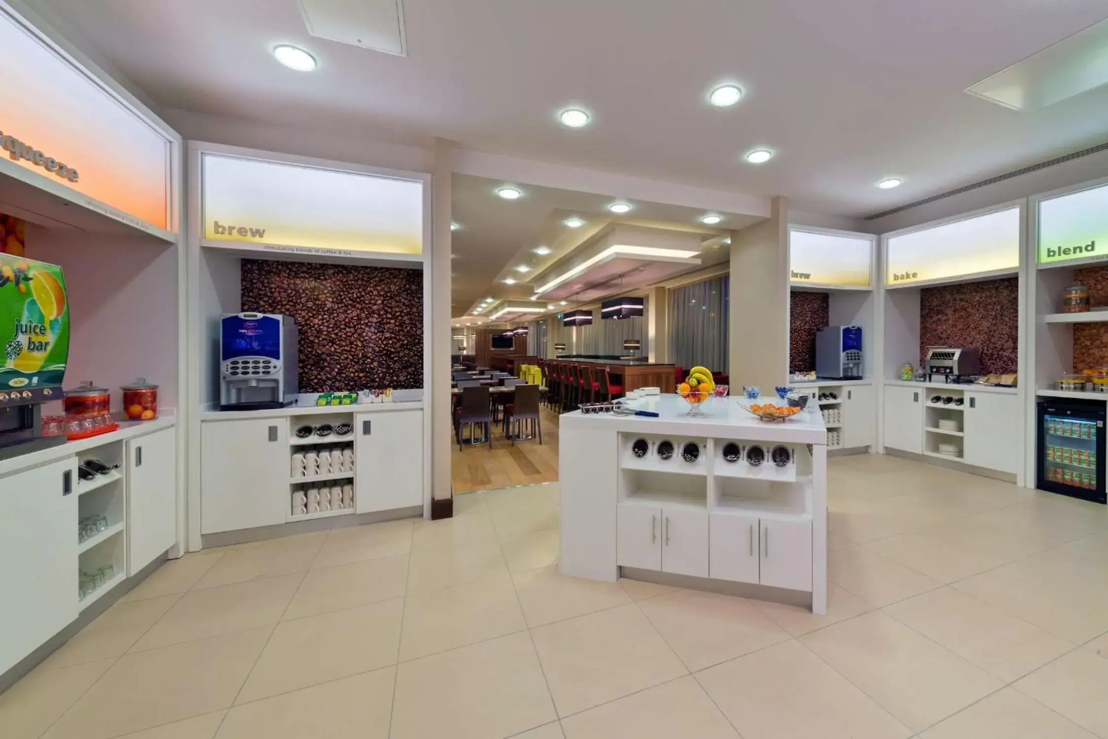 Dining area in Hampton by Hilton Luton Airport