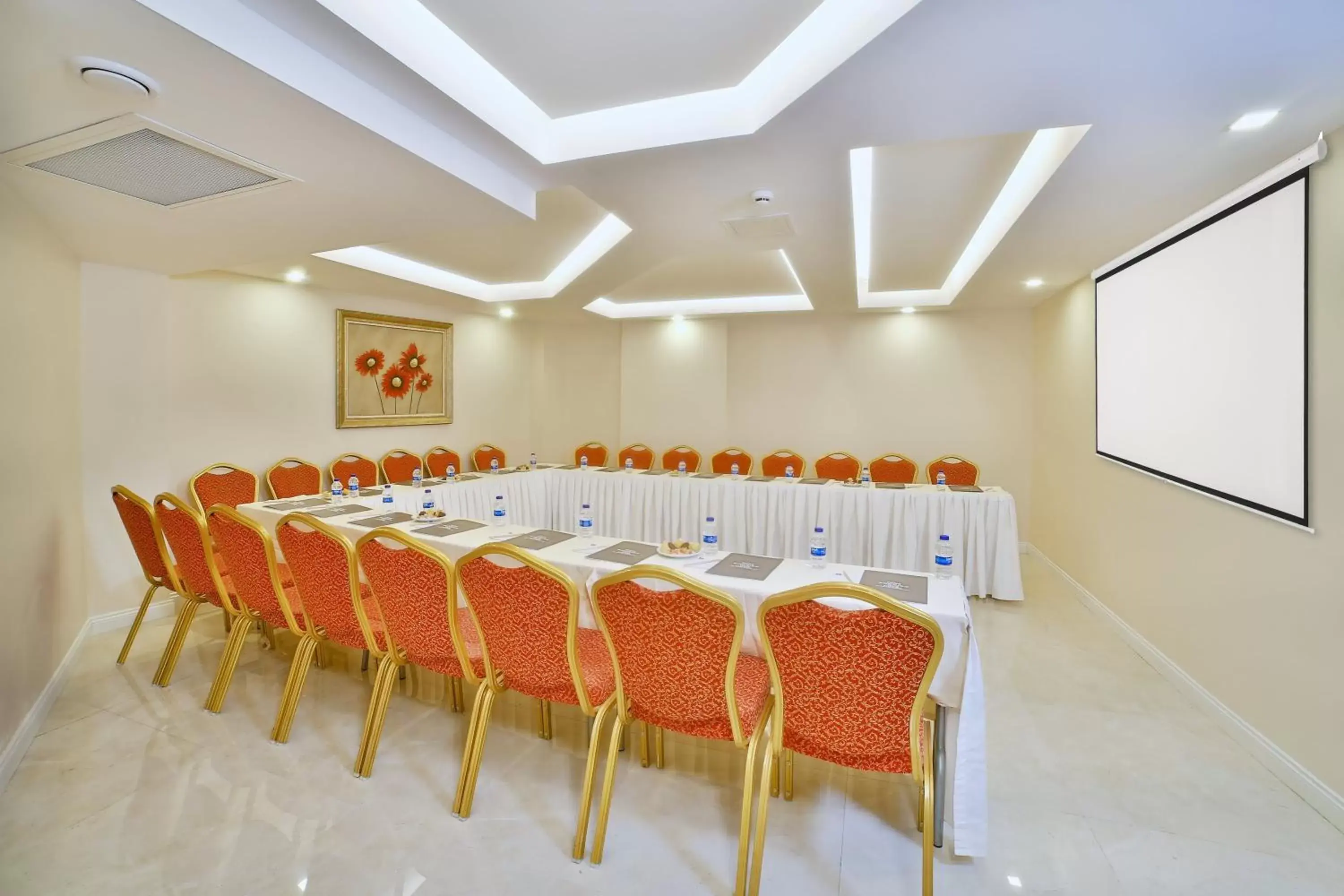 Meeting/conference room in SORRISO HOTEL DUE