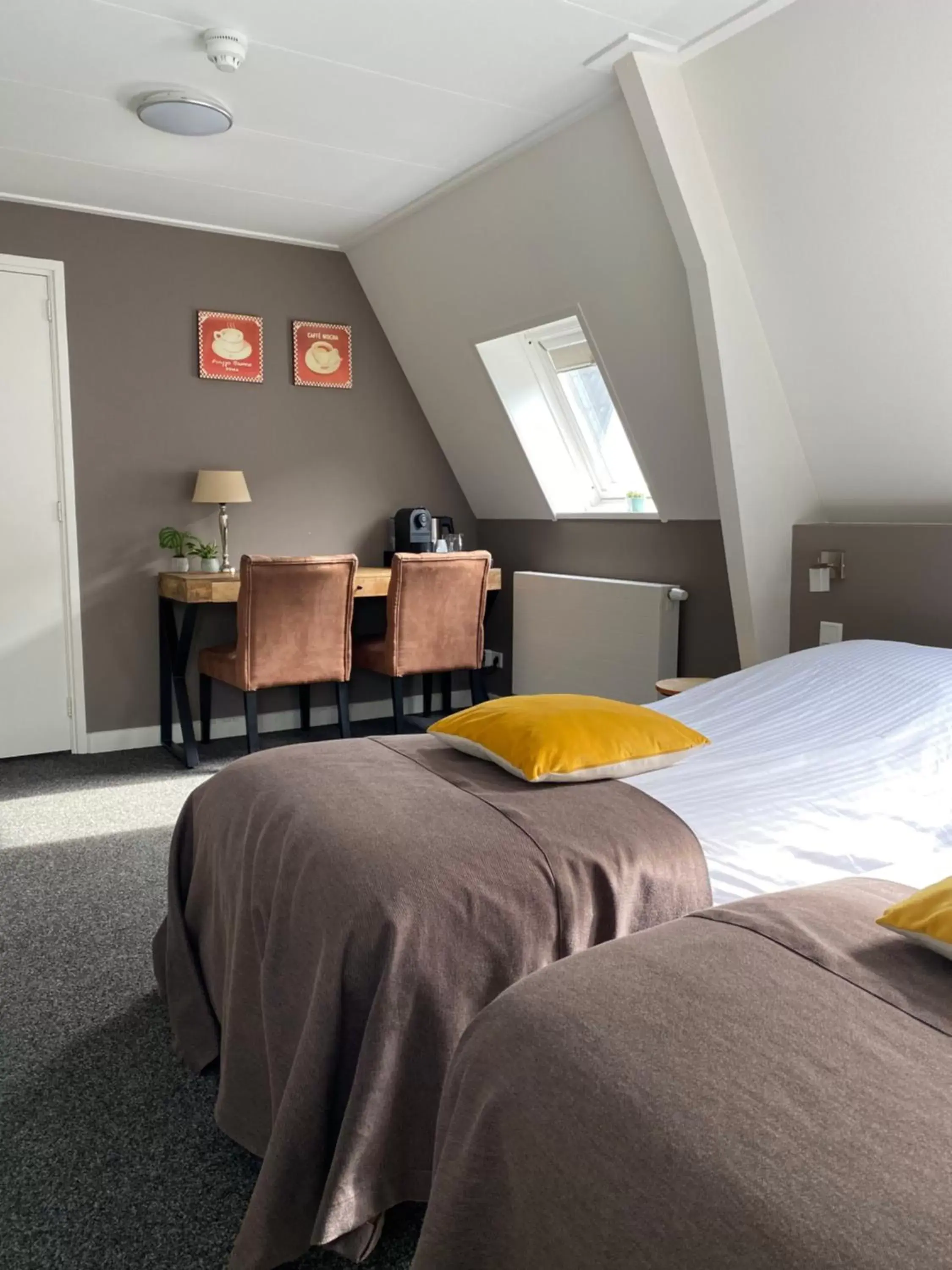 Bedroom, Bed in Het Wapen van Noordwijkerhout