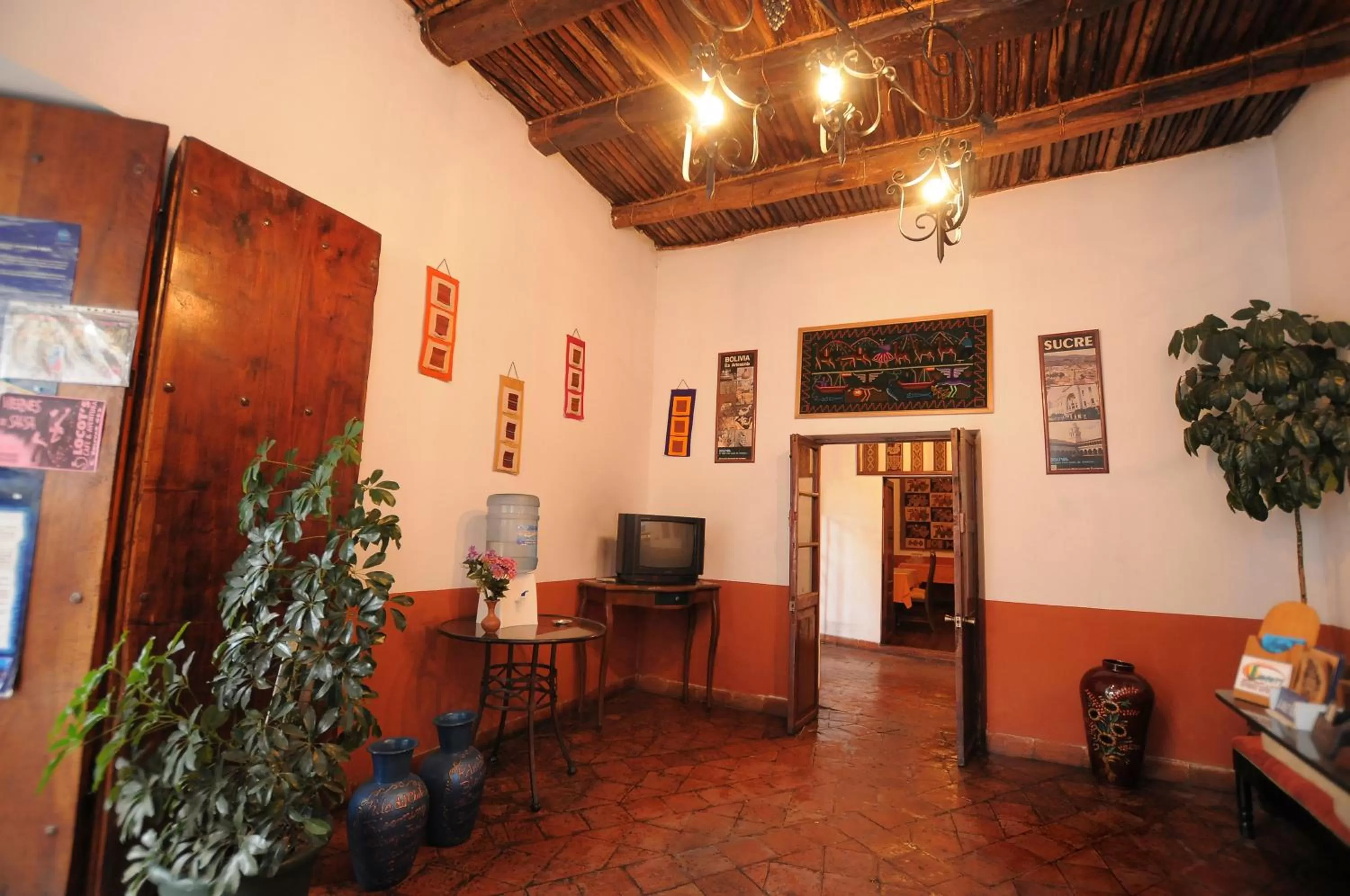Lobby or reception in Hostal Recoleta Sur