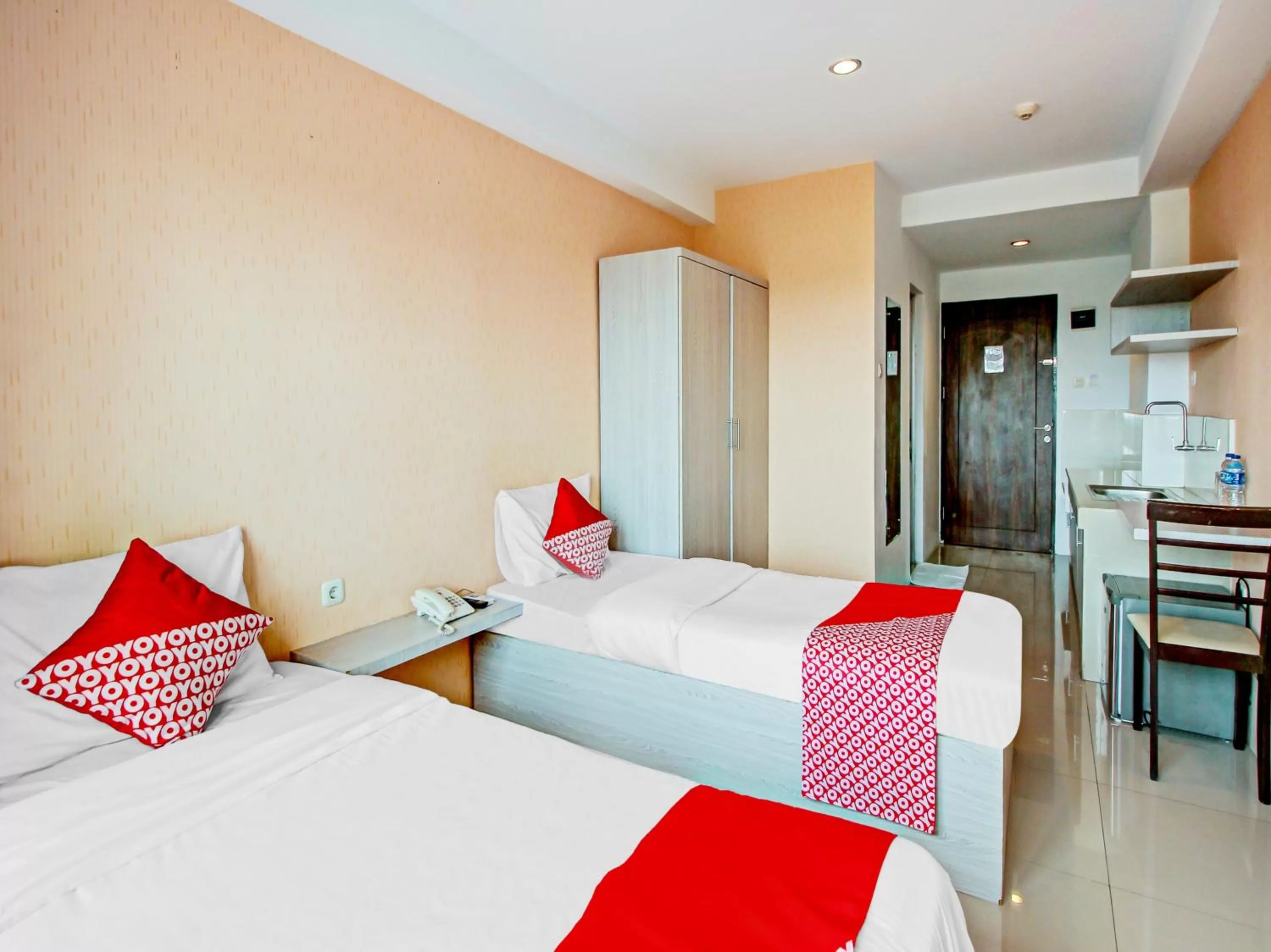 Bedroom, Bed in Hotel O Tridasa