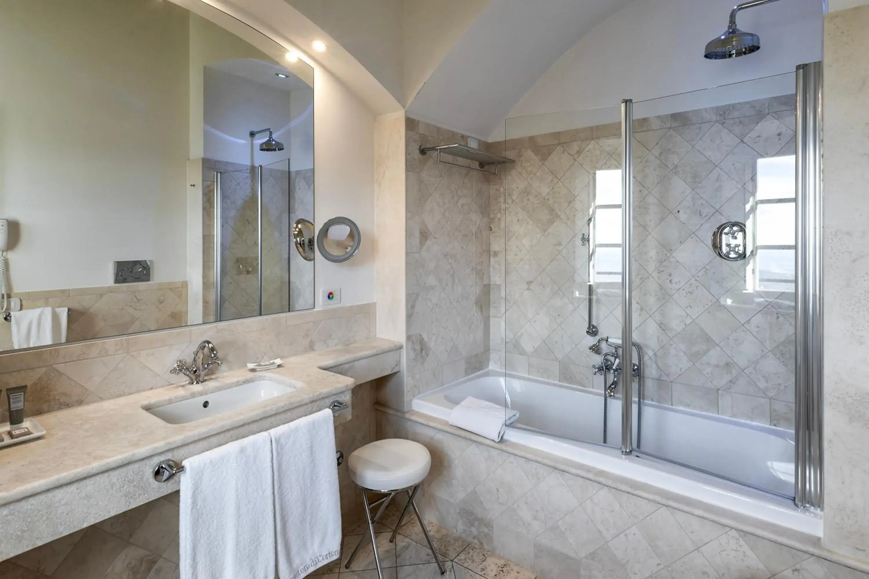 Bathroom in Monastero Di Cortona Hotel & Spa