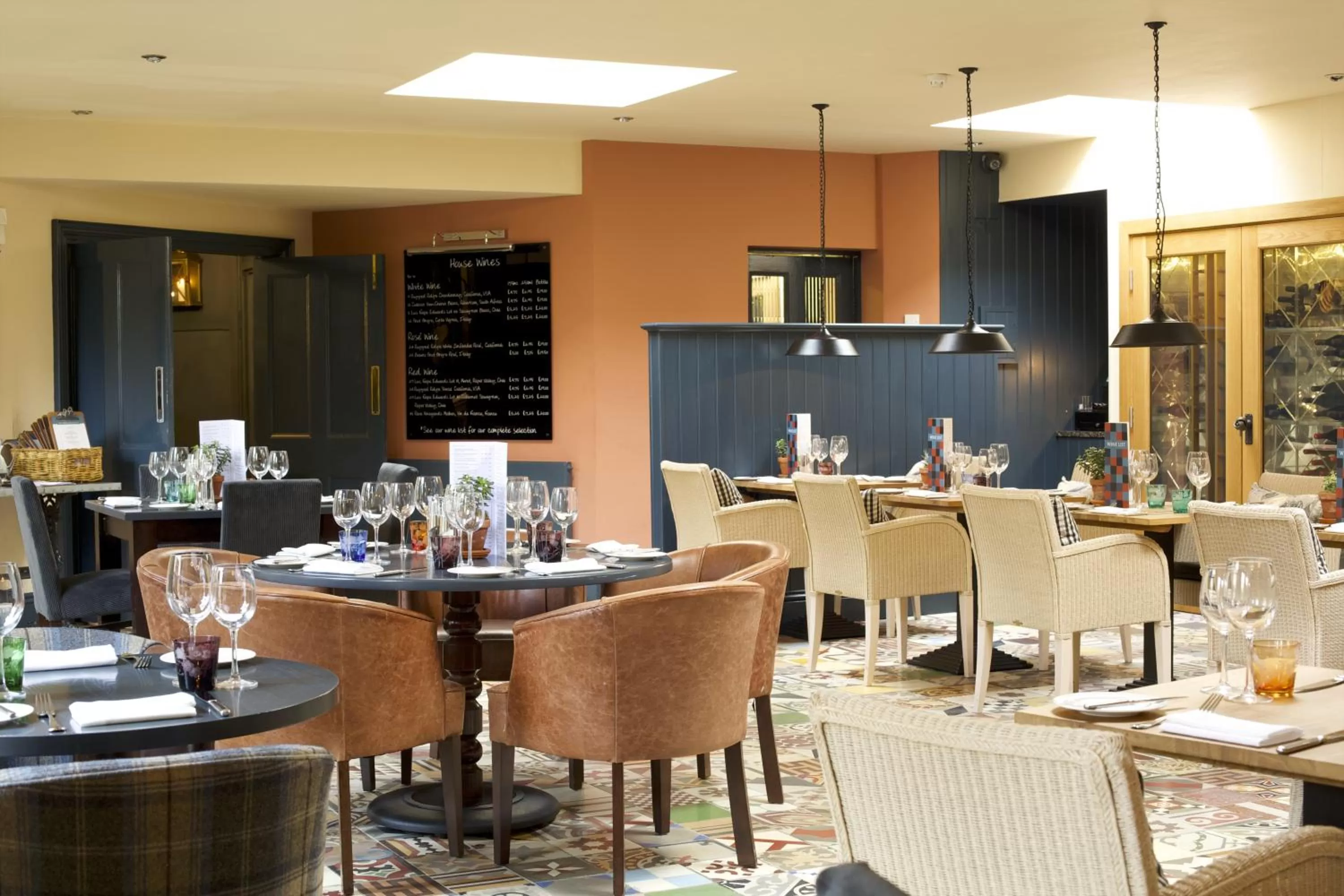 Restaurant/places to eat in The Swan Hotel