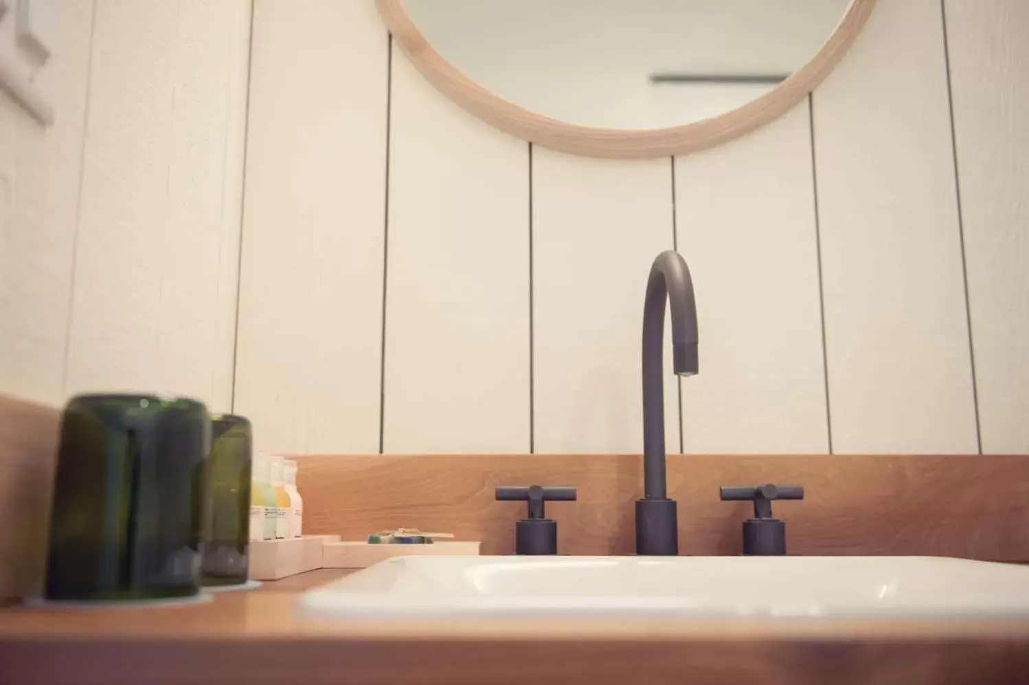 Bathroom in The Surfjack Hotel & Swim Club