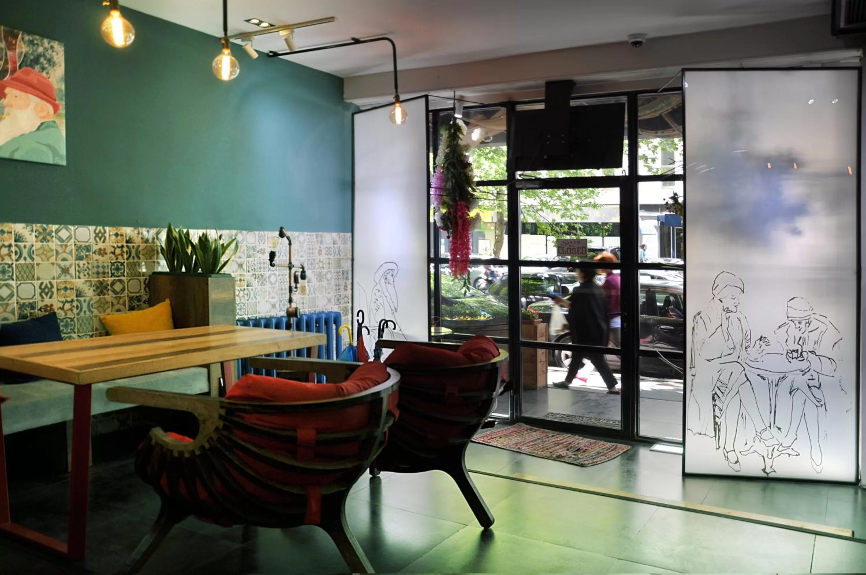 Facade/entrance in Art Hotel Claude Monet