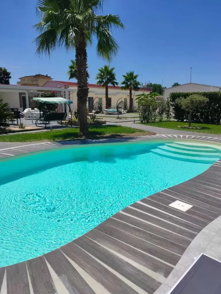Spa and wellness centre/facilities, Swimming Pool in B&B Resort El Bisagrà